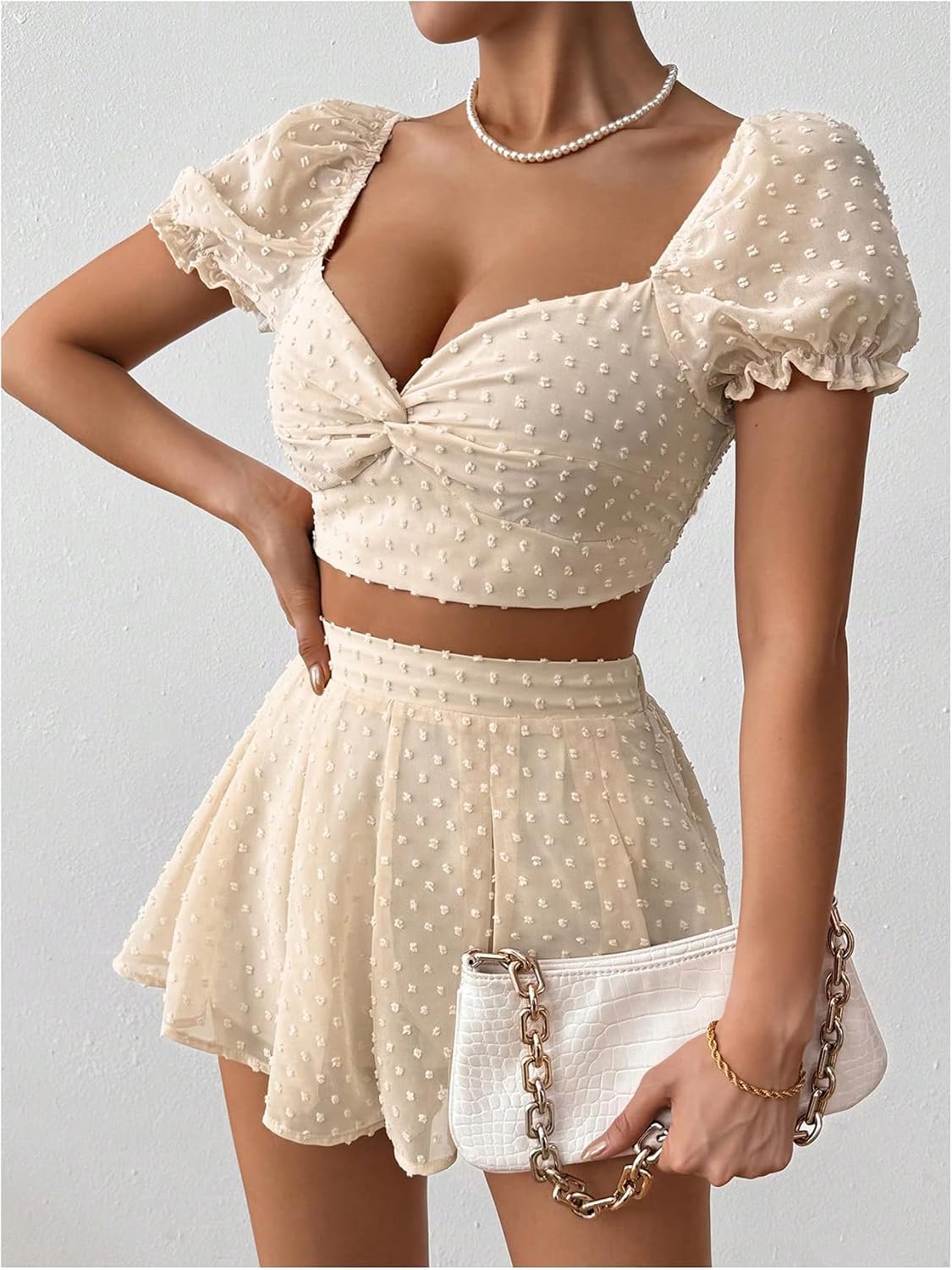 Floerns Women's 2 Piece Vacation Outfit Twist Front Puff Sleeve Crop Tops and Wide Leg Shorts Set