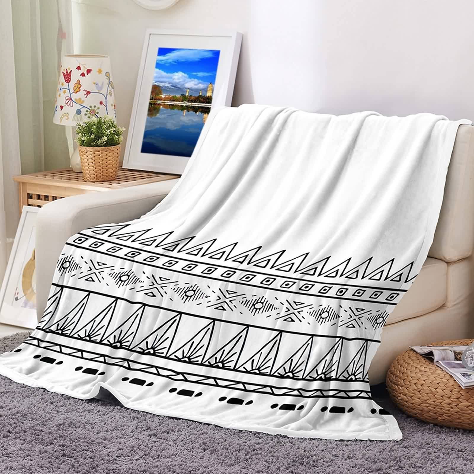 Manta Suave Grande, Mantas para Cama Negro Franela Blanco Patrón de Montañas de Triángulo Geométrico 160x200CM Blanket Couch Sofa Regalo