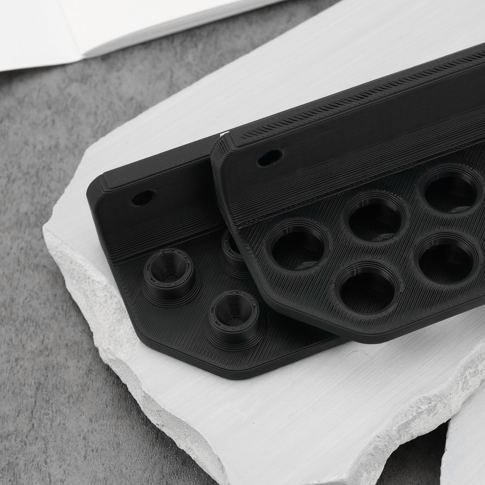 Supporti per Frecce da Parete per 12 Frecce Neri 11x4,2x2 Cm per Fibra di Vetro Alluminio Legno