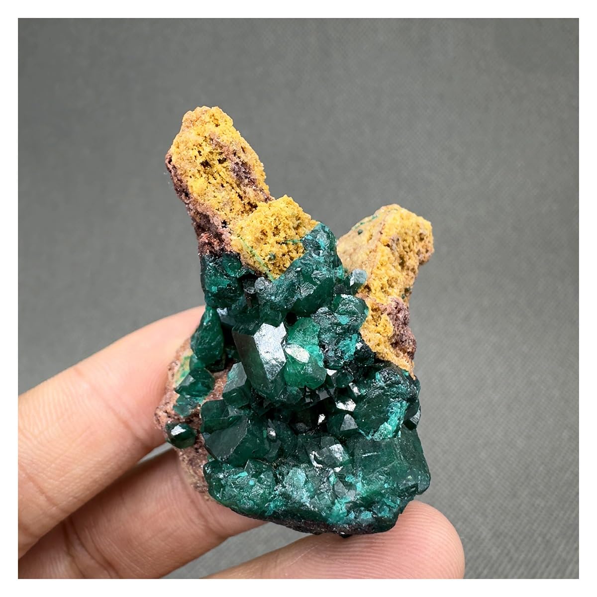 Cristaux de Quartz Vert pour une Décoration d'Intérieur Zen et Apaisante