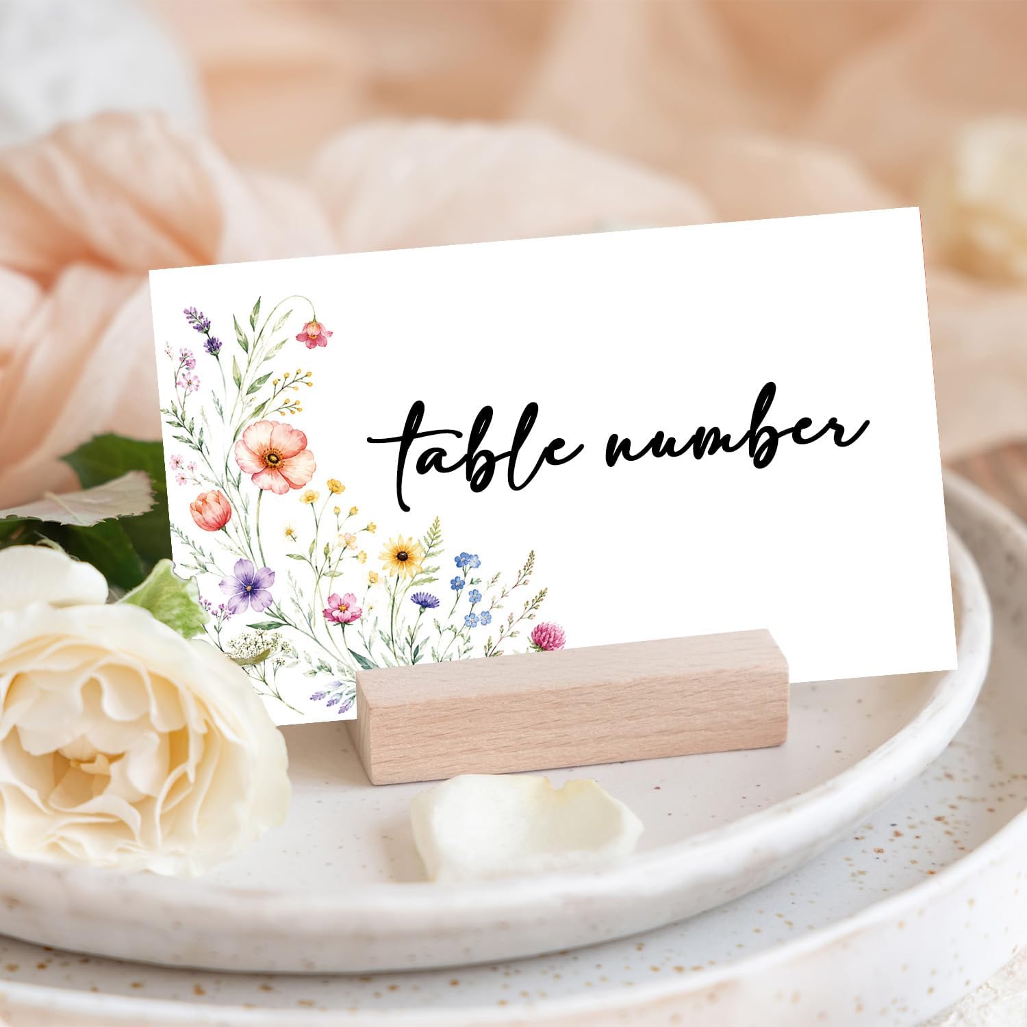 Wildflower Place Cards for Table Setting, Tent Cards Decor For Bridal Shower Baby Shower Party Reception Decorations, Wedding Place Card, 25 Pack Birthday Food Name Card, 2 x 3.5" /027