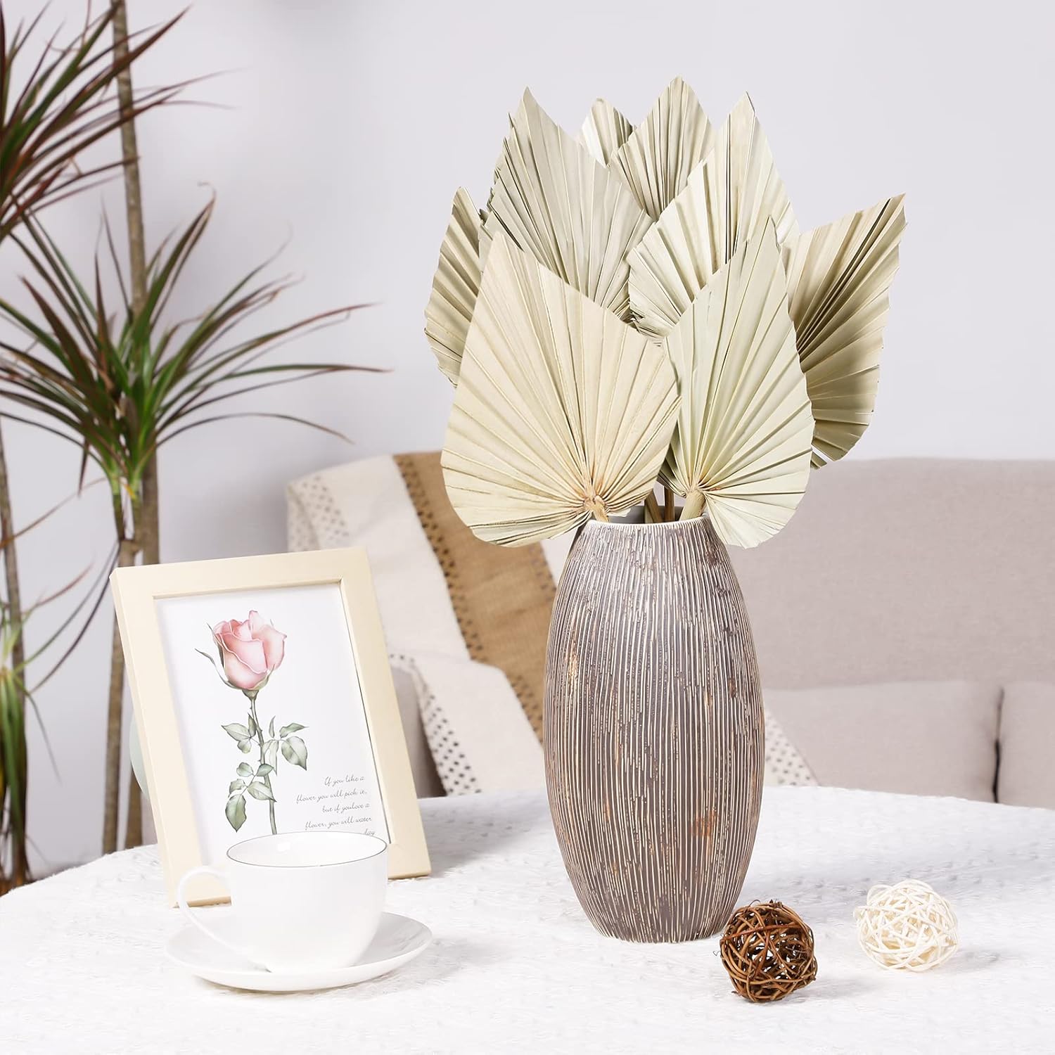 Cenkaiyang 40 Pcs Boho Dried Palm Spears Leaves, Real Palm Fans with Stem, Natural Dried Leaf Boho Home Decor for Vase, Wedding, Office, Home (40 Pieces)