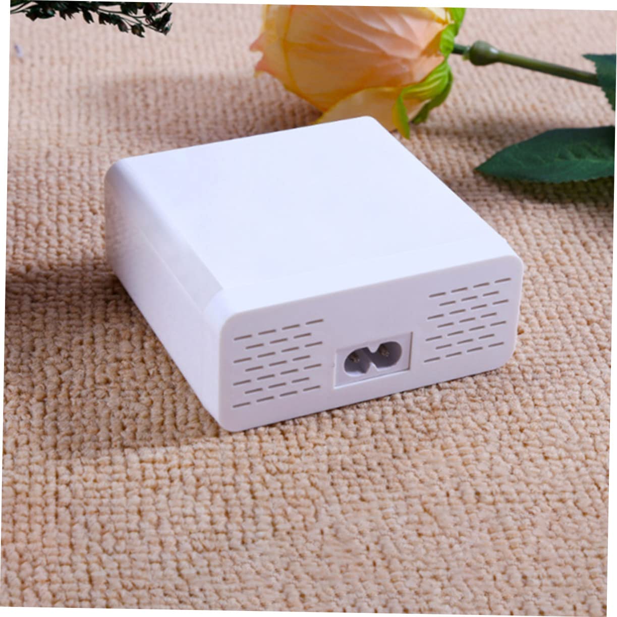 LALAFINA Estación de Carga Inteligente USB 6 Puertos para Múltiples Dispositivos, Usuarios Domésticos y Viajeros, Pantalla LCD, Protección contra Sobrecargas, Compacto, Adaptador Europeo