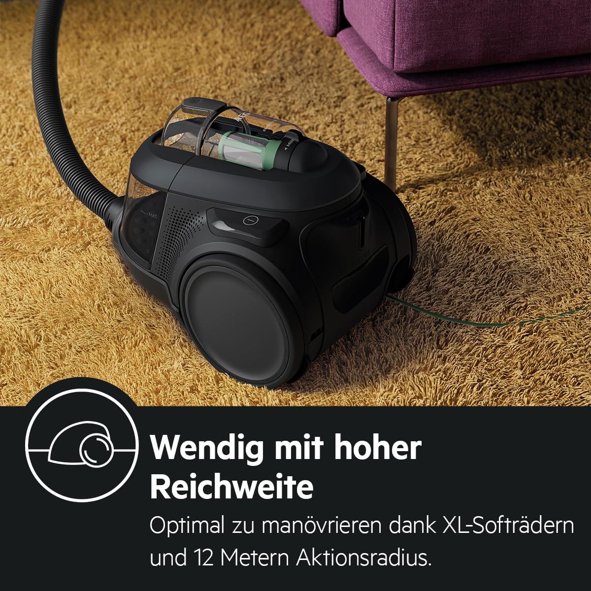 AEG CLEAN 6000 ÖKO Staubsauger beutellos, ETM Testsieger, 60 Prozent Recyclingmaterial, 550 W, Zusatzdüsen, Softräder, 74 dB(A), 12 m Aktionsradius, 1,6 l Staubbehälter, Schwarz, AL61C2ÖKO
