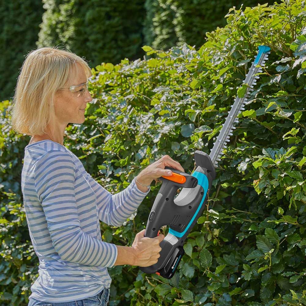Gardena akum. nożyce do żywopłotu EasyCut 40/18 V P4A bez akumulatora: Przecinak do żywopłotu z precyzyjnymi ostrzami i zabezpieczeniem, ergonomiczny uchwyt, niska waga (14733-55)