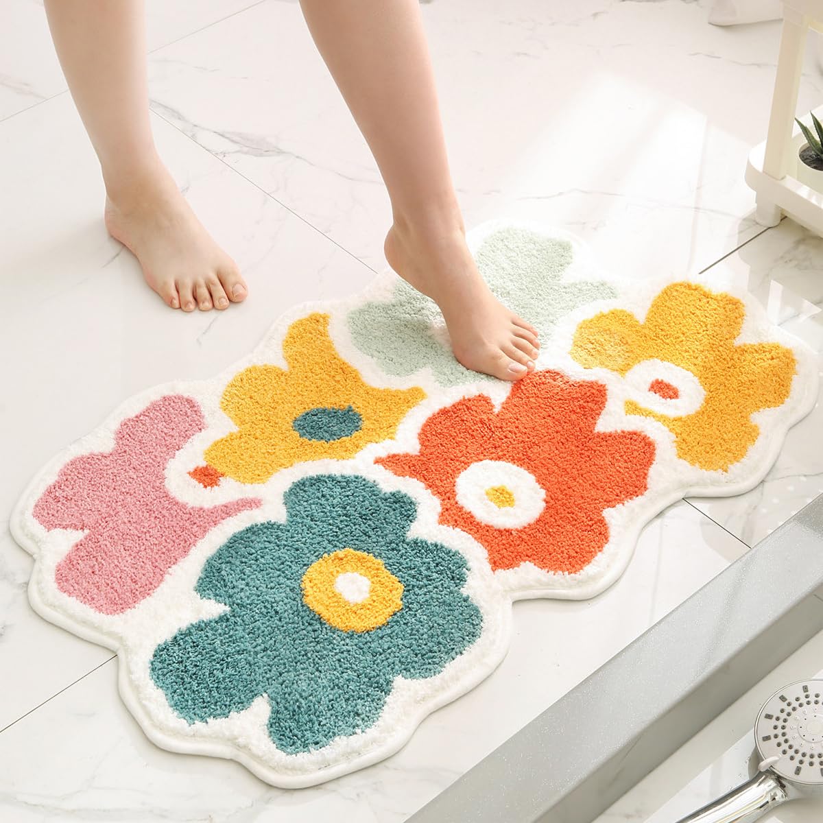 Floral Bathroom Rug Super Absorbent and Thick Microfiber Non Slip Bath Mat Machine Washable and Shaggy Bath Carpet for Bathroom, Bedroom and Living