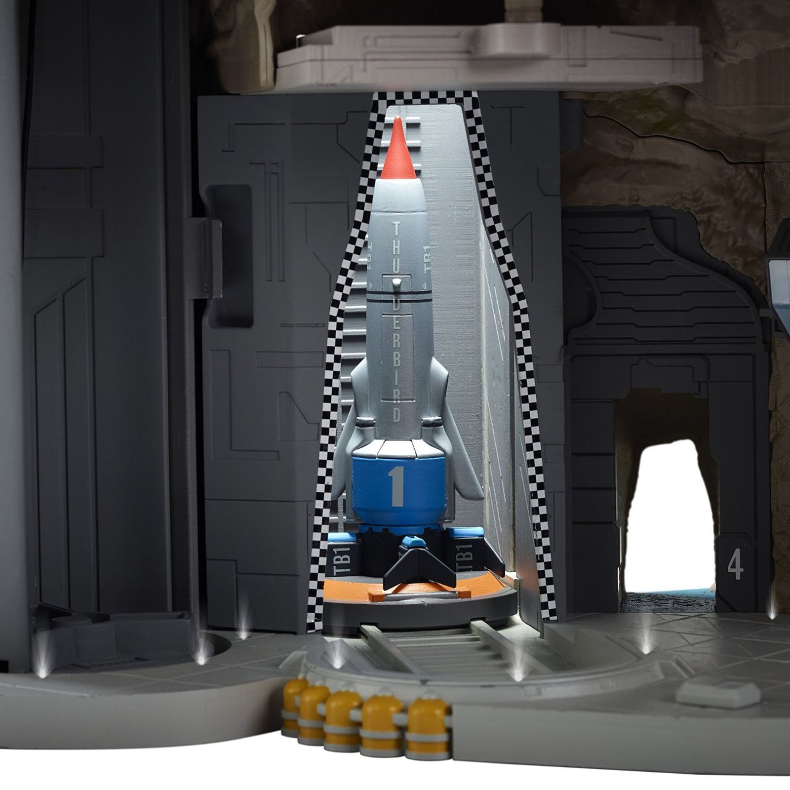 Amazon.co.jp: Thunderbirds Interactive Tracy Island Playset 