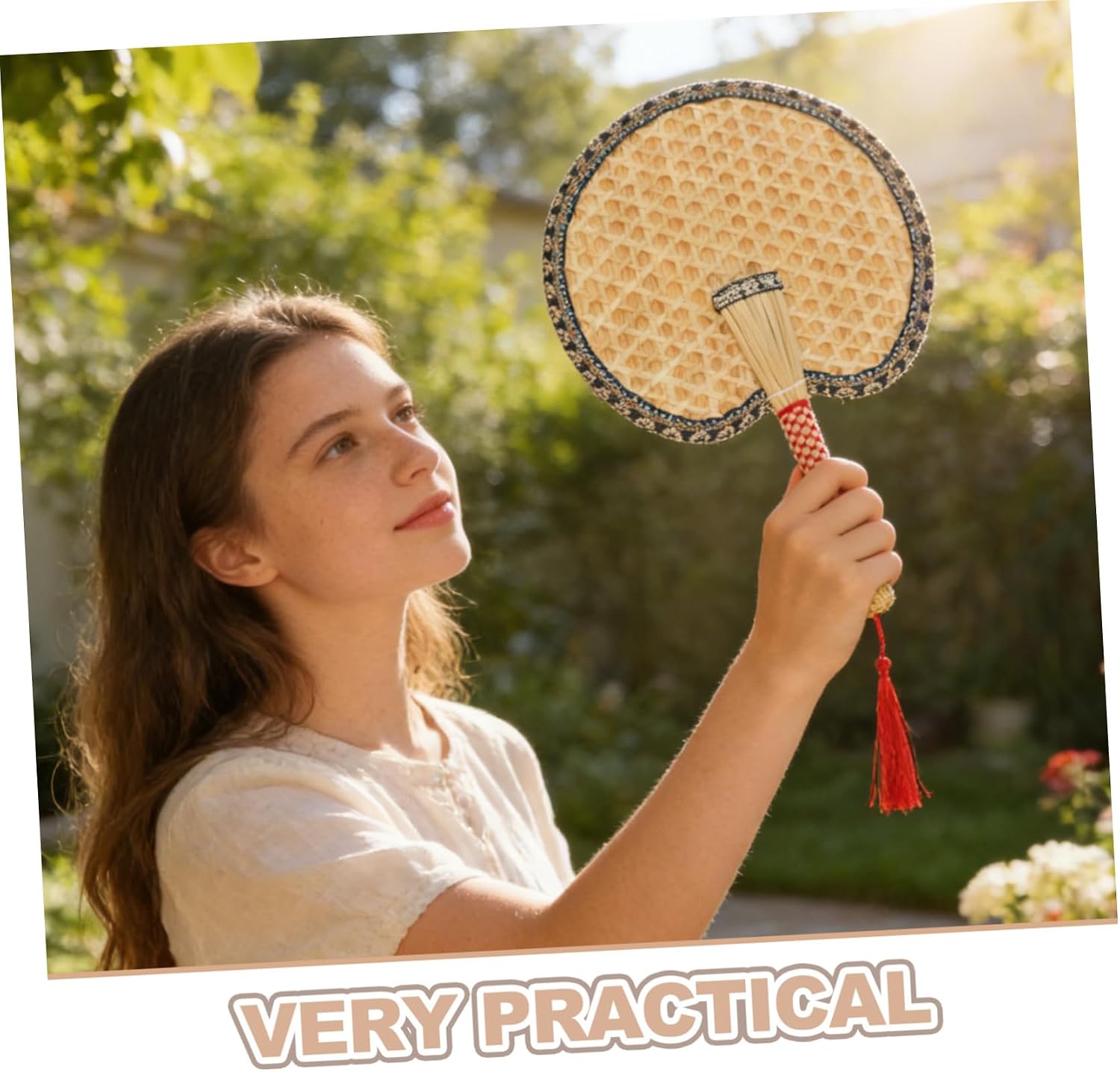 HOMSFOU Wheat Straw Handheld Fan Lightweight Hand-woven Palm Fan for Summer Cooling with Handle Vintage Blue round Design for Wedding and Outdoor Use