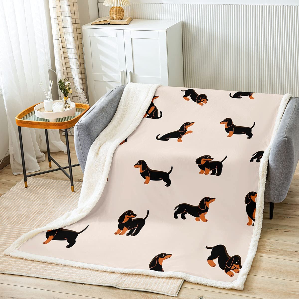 Kids Dog Throw Blanket Sausage Dog Fleece Blanket For Bed Sofa Cute Funny Animal Sherpa Blanket Kawaii Puppy Plush Fuzzy Blanket Double 60x79 Inch