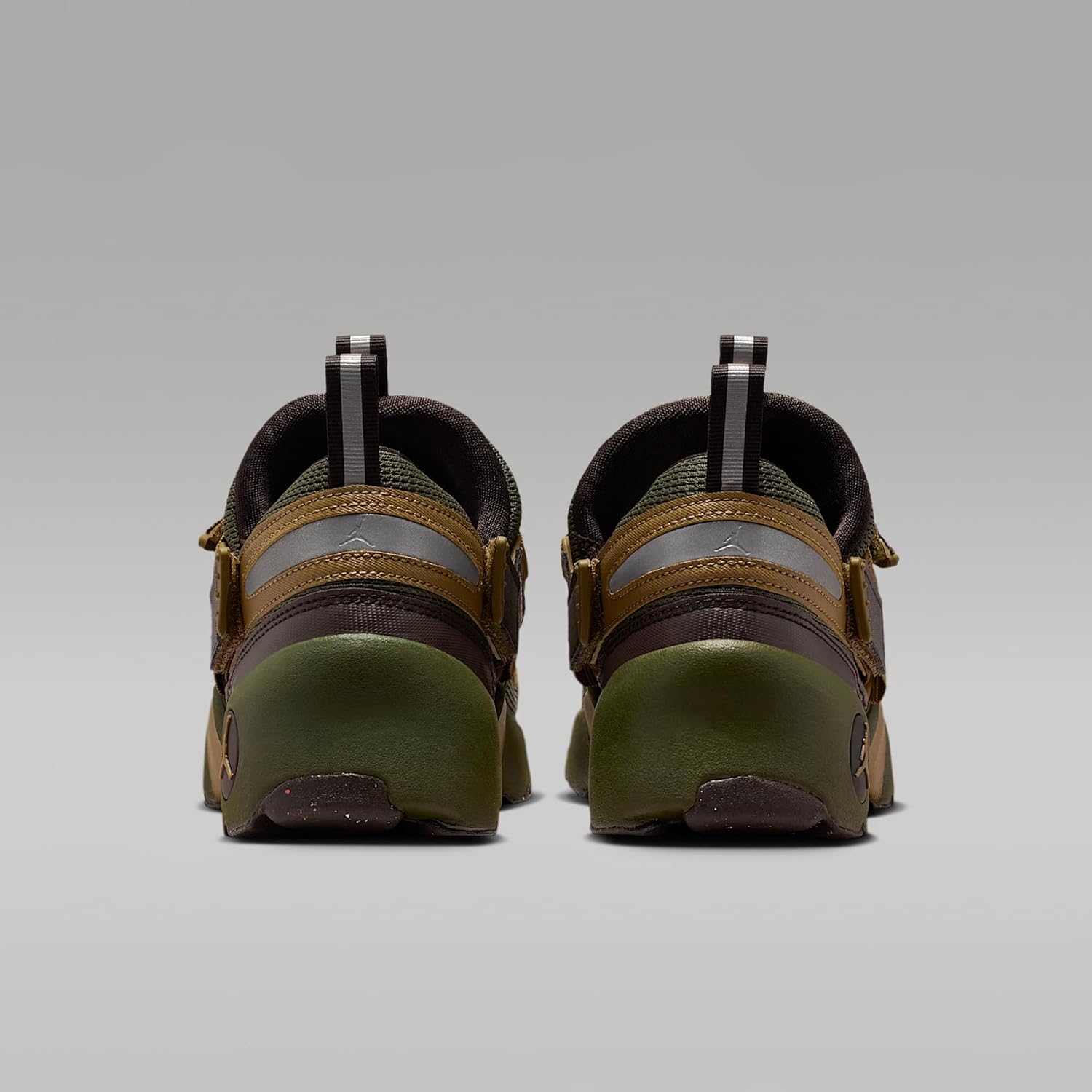 Jordan Trunner LX Women's Shoes (Brown Kelp/Cargo Khaki/Velvet Brown/Wild Mango)