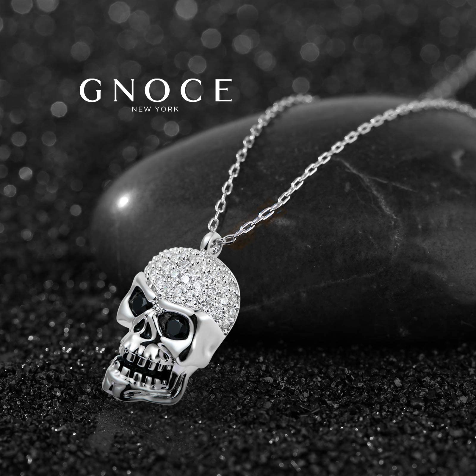 GNOCE Halloween Schädel Anhänger Halskette 925 Sterling Silber Totenkopf Halskette mit Glänzend weißer Kristall Steinen Mode Schmuck für Frauen Herren