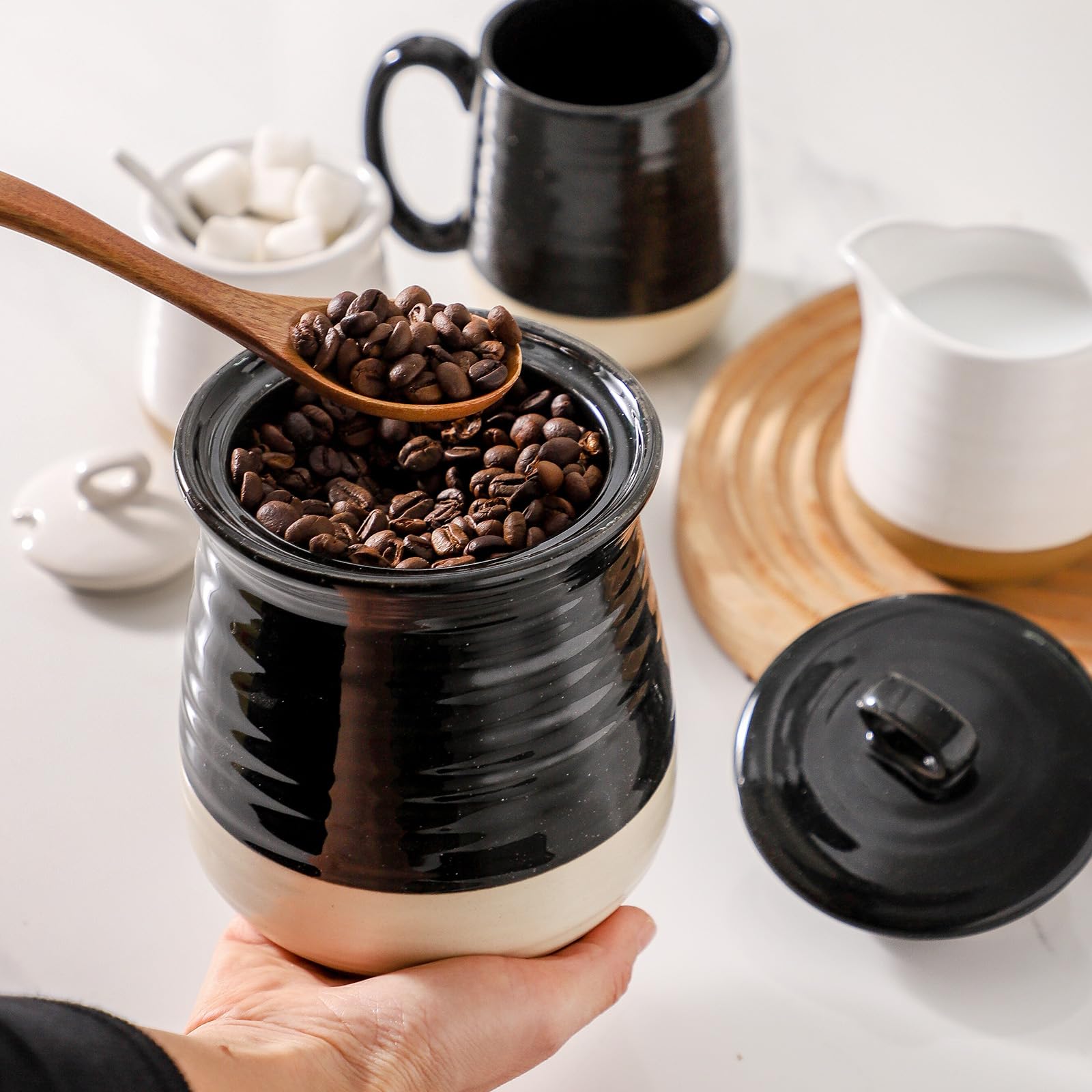 HASENSE Vorratsdose aus Keramik mit luftdichtem Deckel, 1000 ml, Küchenbehälter für Kaffeebohnen, Tee, Zucker und Süßigkeiten, Bauernhaus-Kaffee-Plätzchen-Behälter für Küchentheke, Schwarz