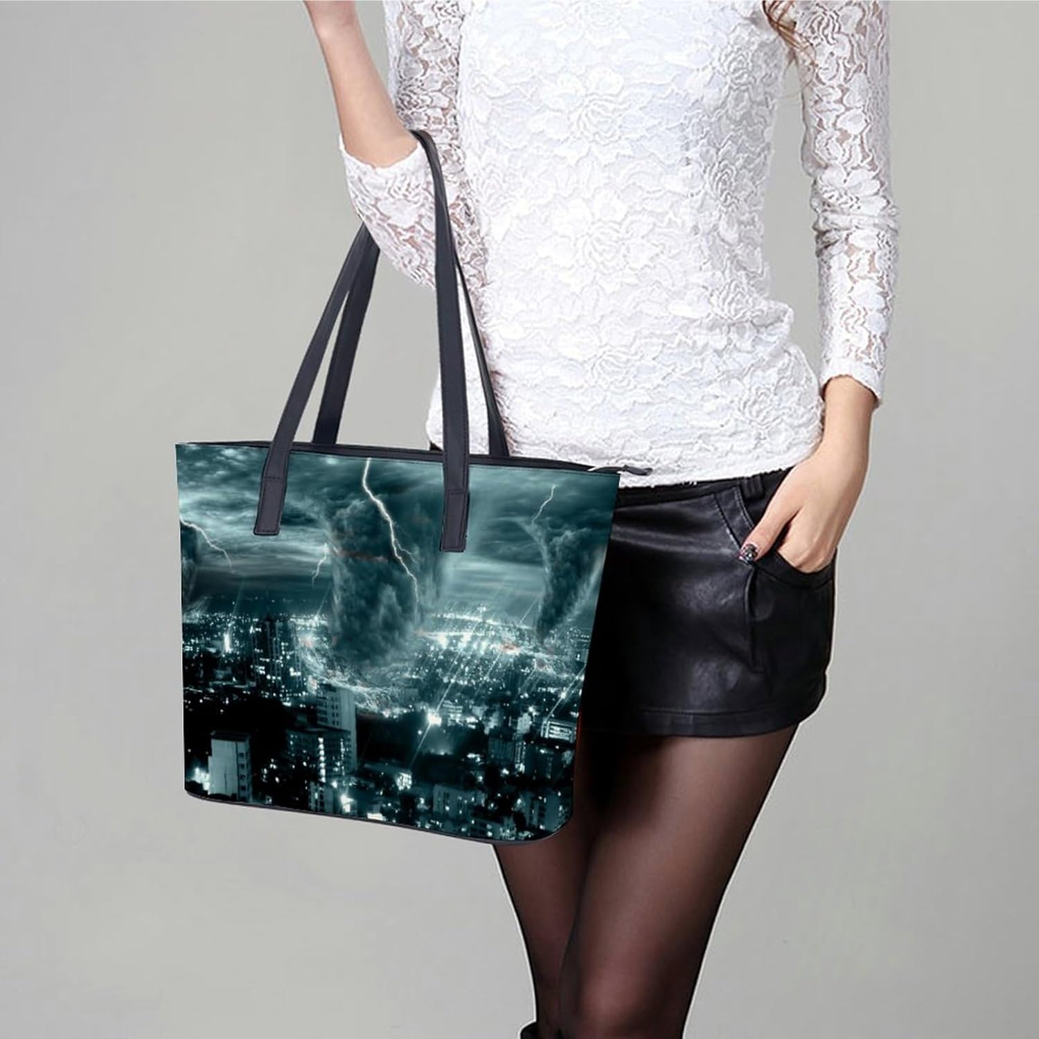 Chicago City Tornado Storm Weather Pattern Large Capacity Leather Handbag, Stylish Handheld Shopping Bag