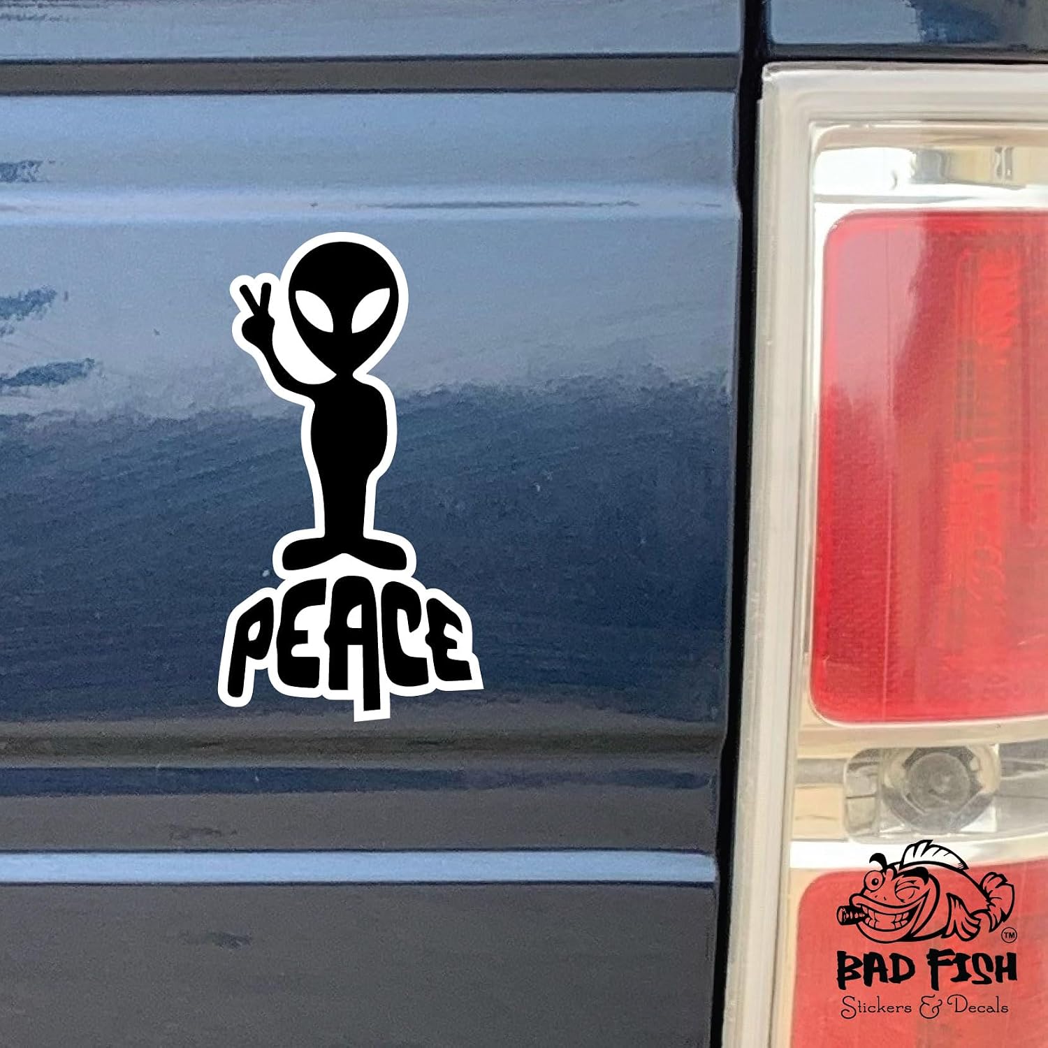 Bad Fish Custom Decals Alien Peace for True Belivers – Pegatina ...