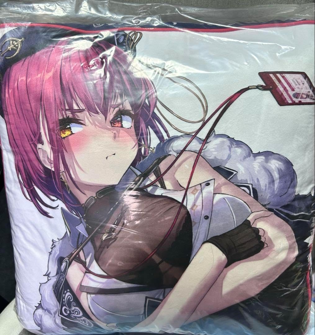 宝鐘マリン200万人記念グッズ クッション