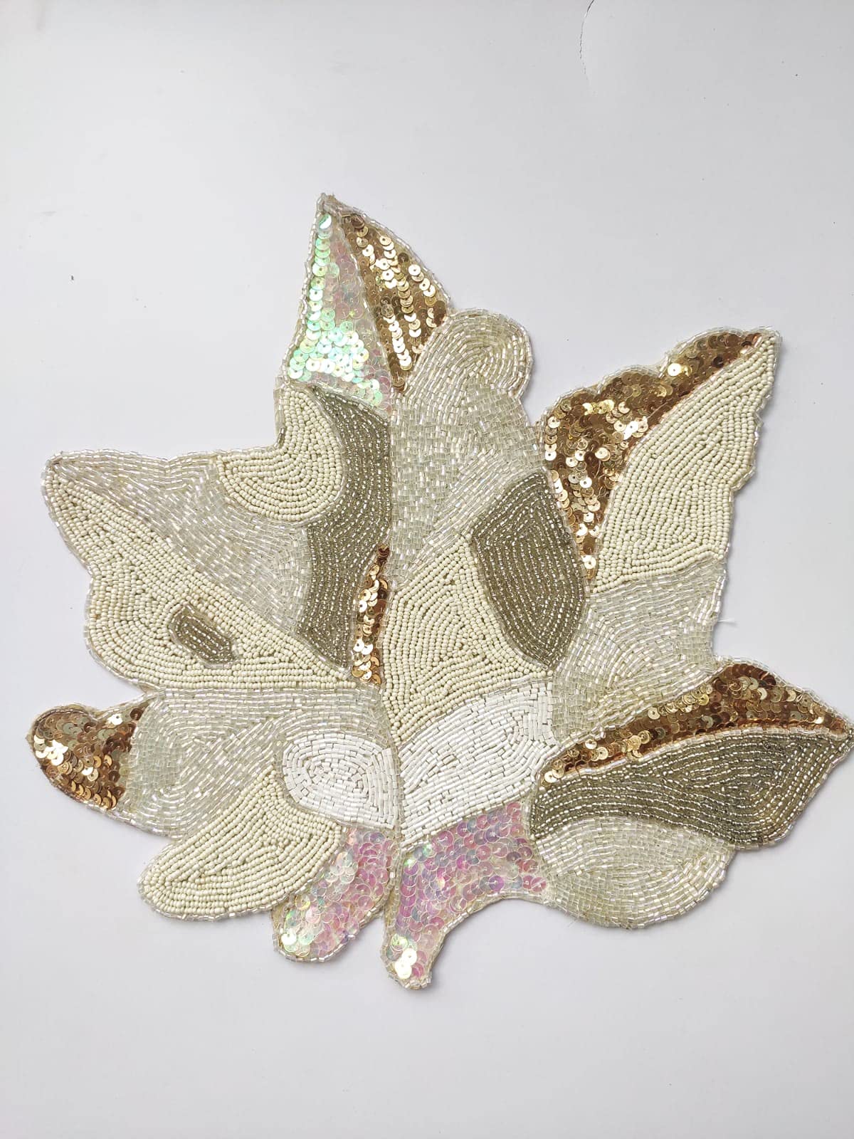 ADITYA IMPEX Beautiful Beaded - Round Table Mats / Placemats for Dinning Table, Centre Table , (White, pink )