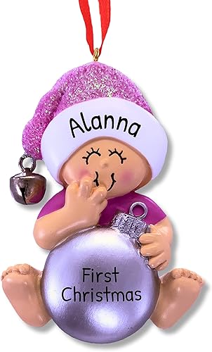 Ornaments by Elves - Adornos de bola de Navidad de color rosa bebé 2023 - Bolas rosas colgantes personalizadas para niña, decoraciones de Navidad
