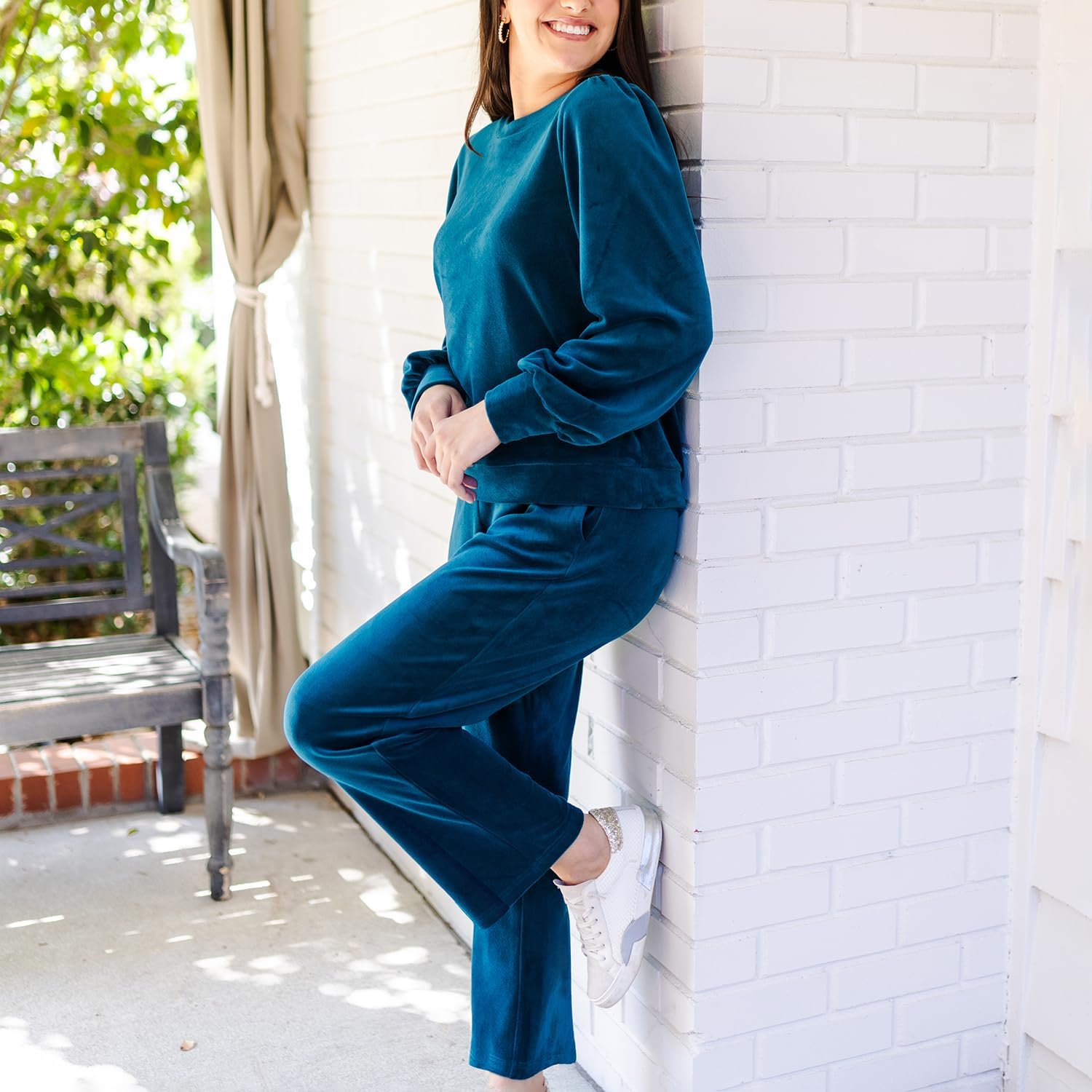 Mary Square Women's Casual Tracksuit Outfit, Chelsea Style Pullover and Pant Set, Polyester Velour