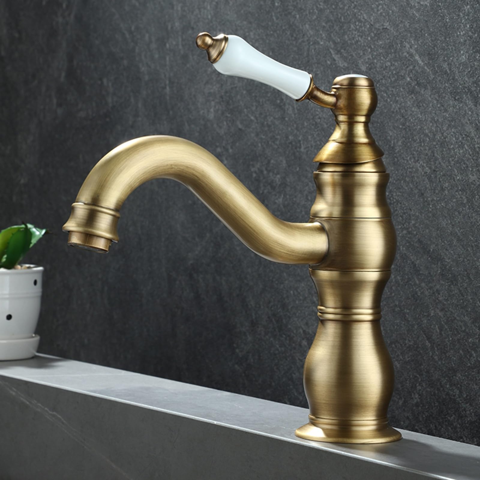 Mitigeur lavabo salle de bain rétro en laiton de style vintage chic LWX