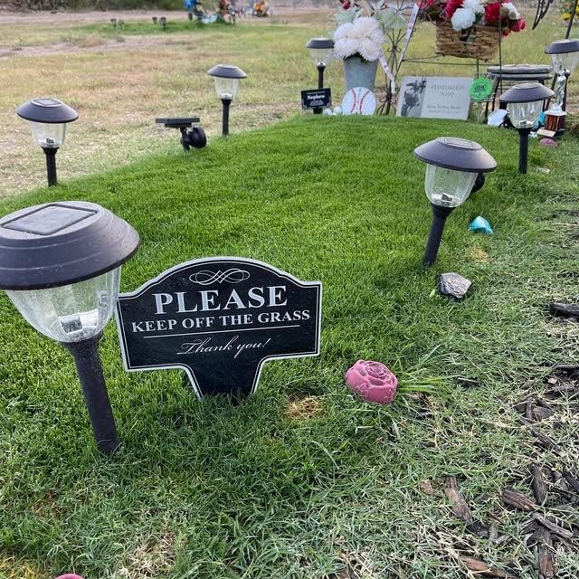Please Keep Off The Grass Aluminum Yard Sign 10x14