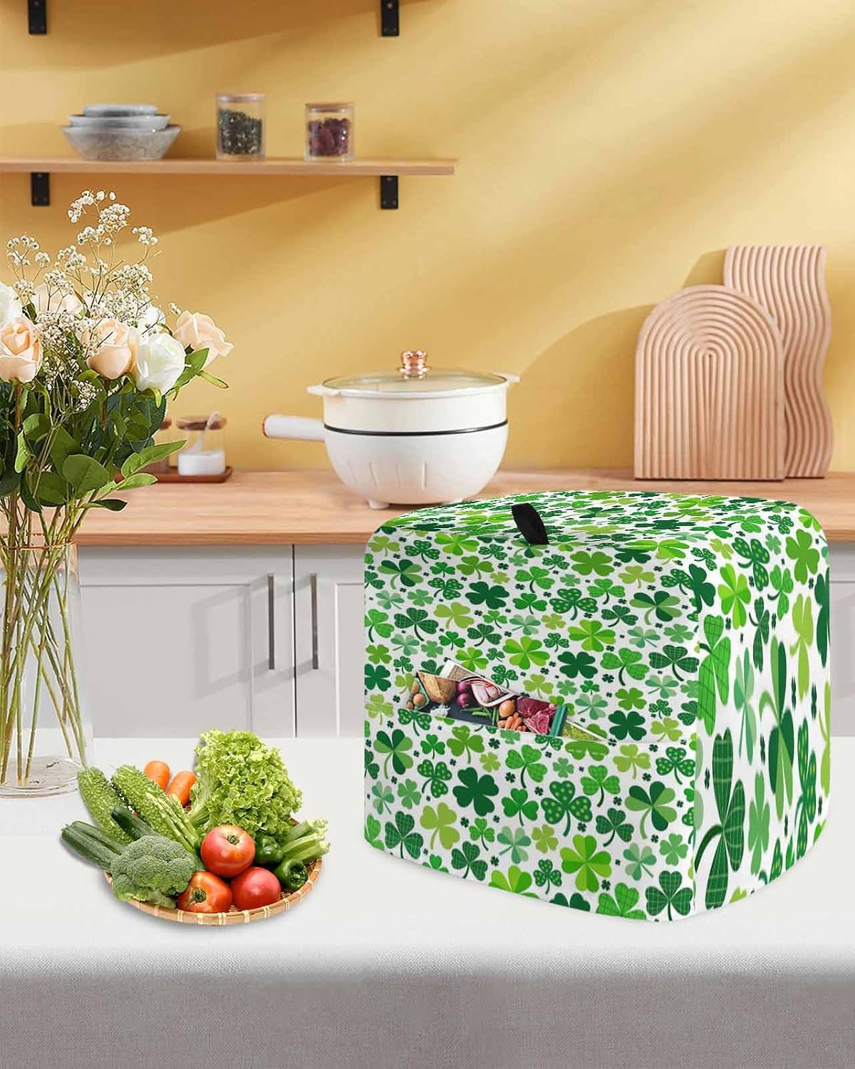 St. Patrick's Day Stand Mixer Cover with Storage Pocket, Waterproof Kitchen Mixer Covers, Spring Green Lucky Irish Clovers Kitchen Appliance Dust Cover Compatible with 6-9 Quart Mixers