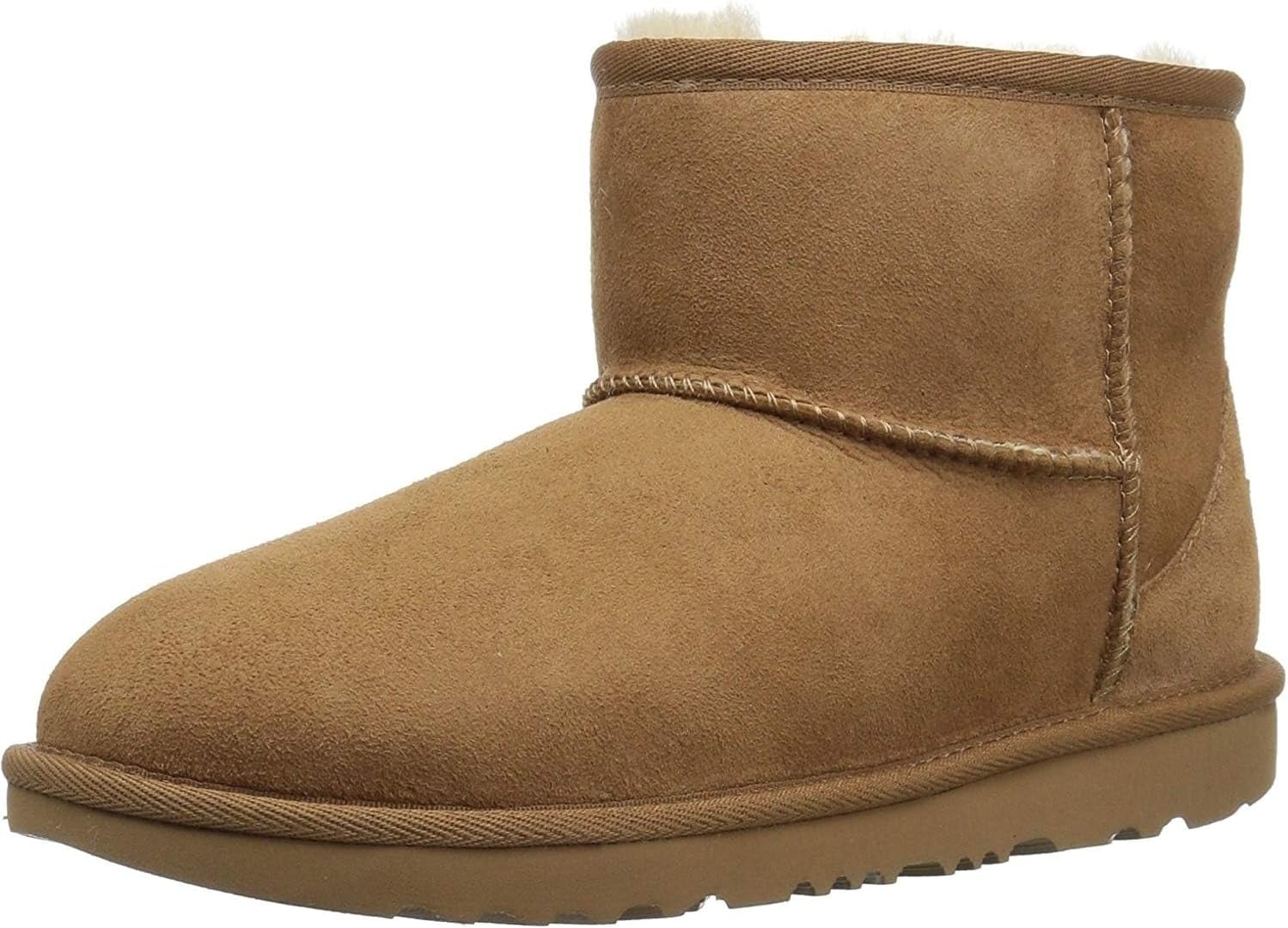UGG Unisex-Child Classic Mini Ii - Cozy Comfort