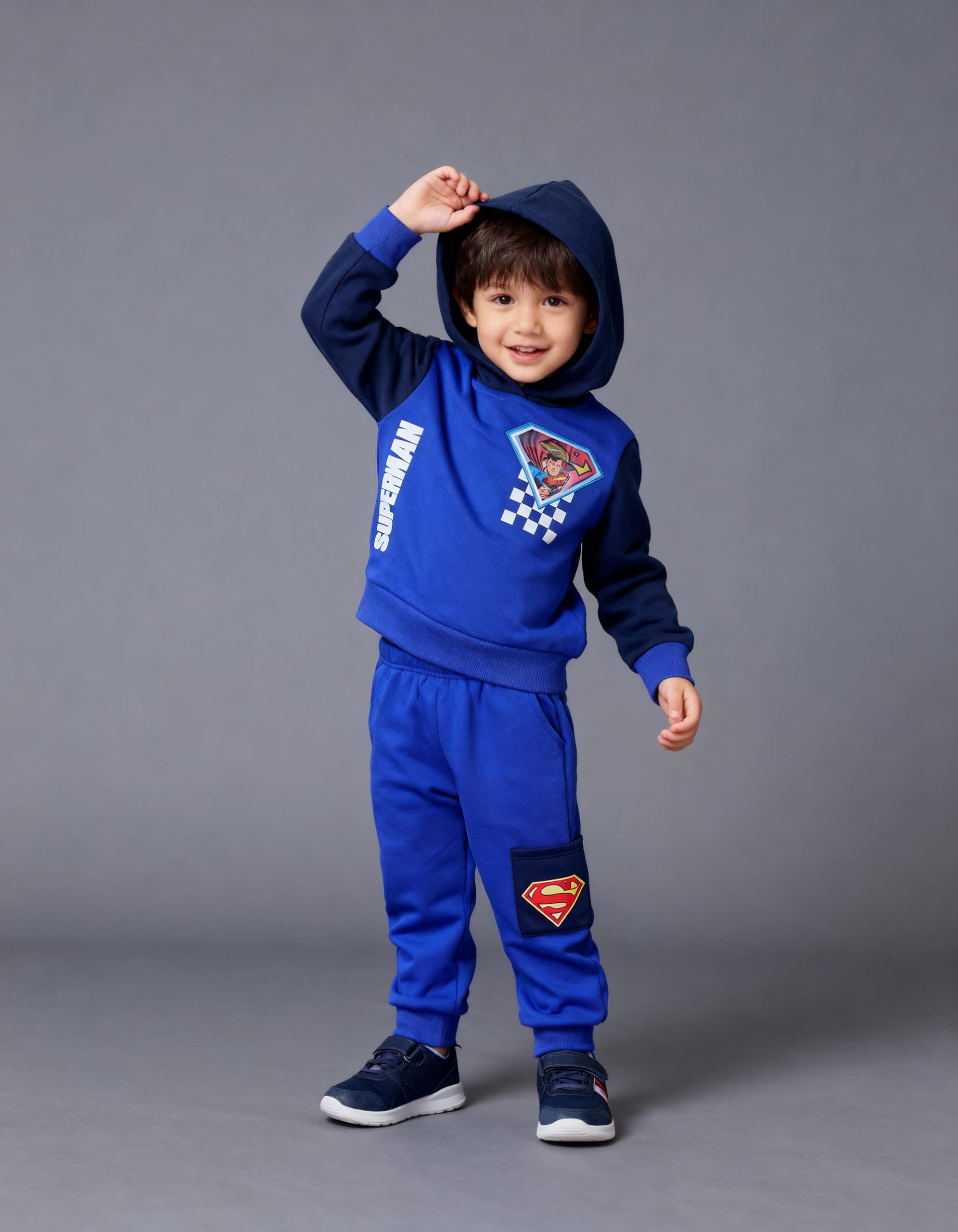 DC Comics Superman Toddler Boys’ Outfit Set - Two Piece Hoodie Sweatshirt with Holographic Patch & Cargo Jogger Pants (Blue, 7)