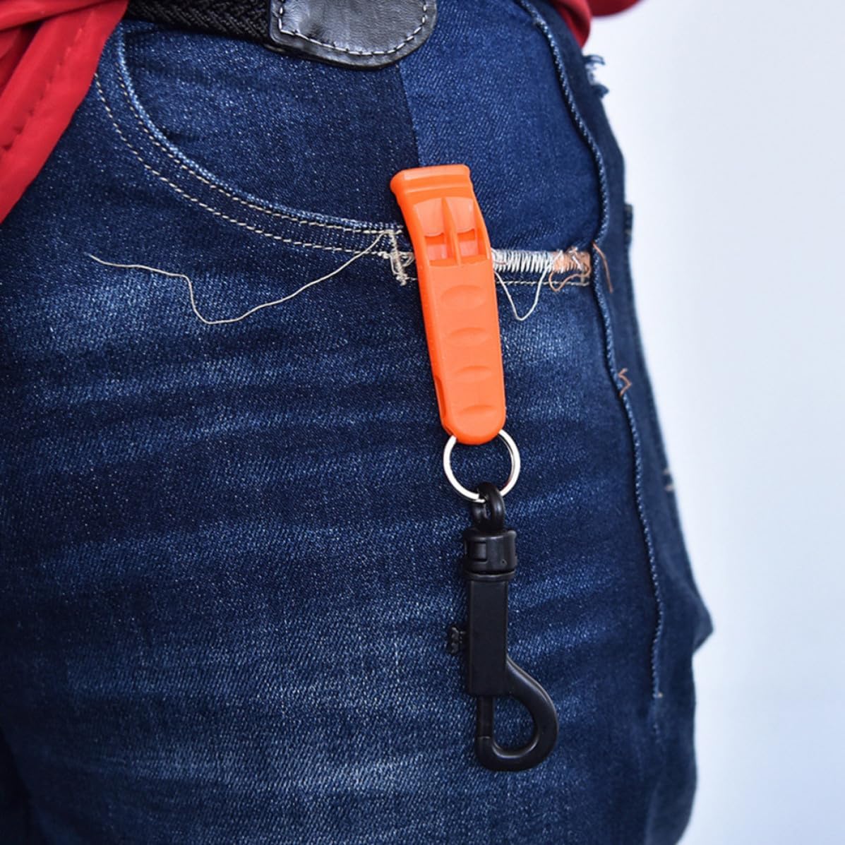 5pcs Lightweight Portable Plastic Emergency Survival Whistle with Keyring for Camping and Outdoor Safety, Bright Orange Safety Whistle for Lifeguards and Pet Dog Use