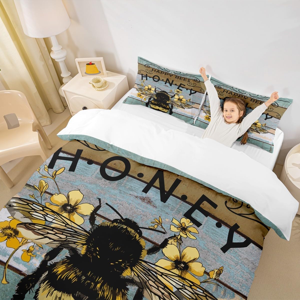 Feelyou Yellow Bee Bedding Set for Girls Boys Honeycomb Bee Comforter Cover Queen Bee Wooden Texture Duvet Cover Cute Bee with Flower Bedspread Cover 2Pcs with 1 Pillow Case Twin Size (No Comforter)