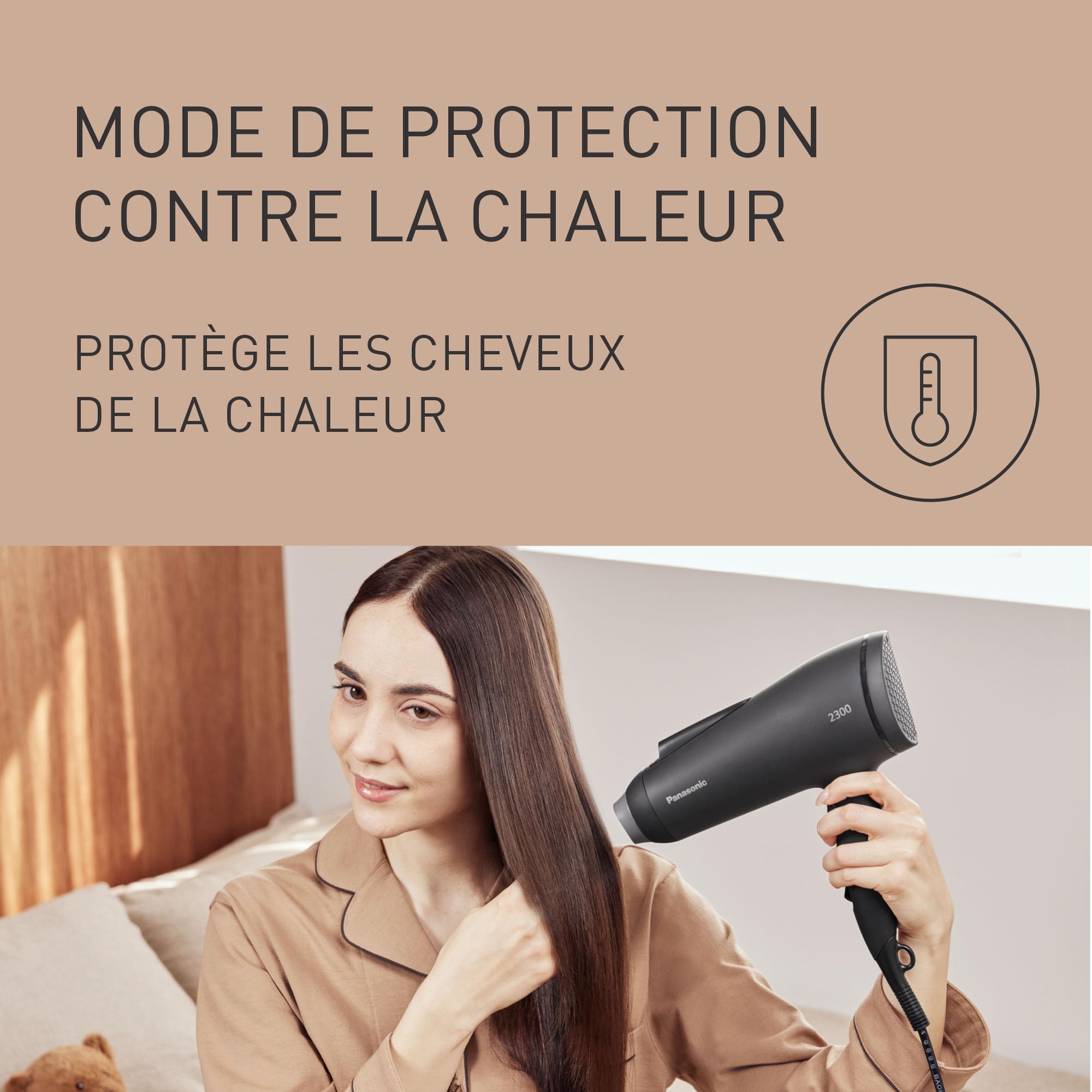 Panasonic EH-NE85-K825 Sèche-Cheveux Ionique Série Fast Dry, Diffuseur, Embout Air Boost et Concentrator, mode Protection Contre la Chaleur, Technologie Ionique 2300 W, Filtre Facile à Nettoyer, Noir