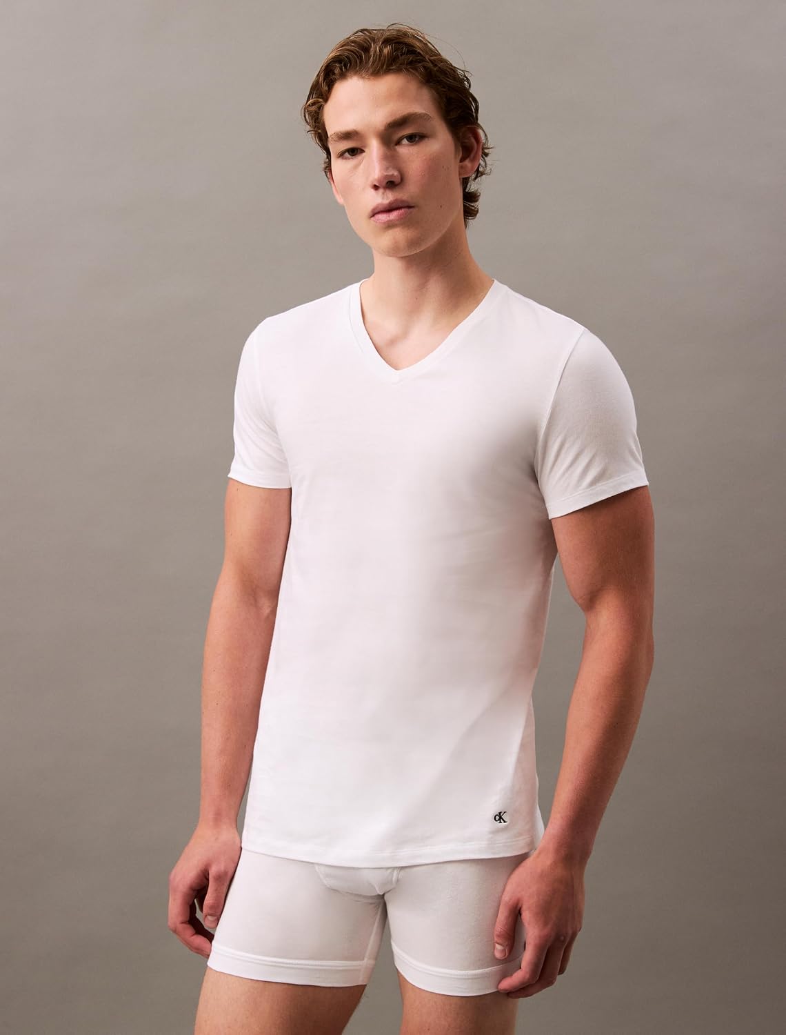 calvin klein men's cotton classics 5-pack undershirts medium 5 white vneck