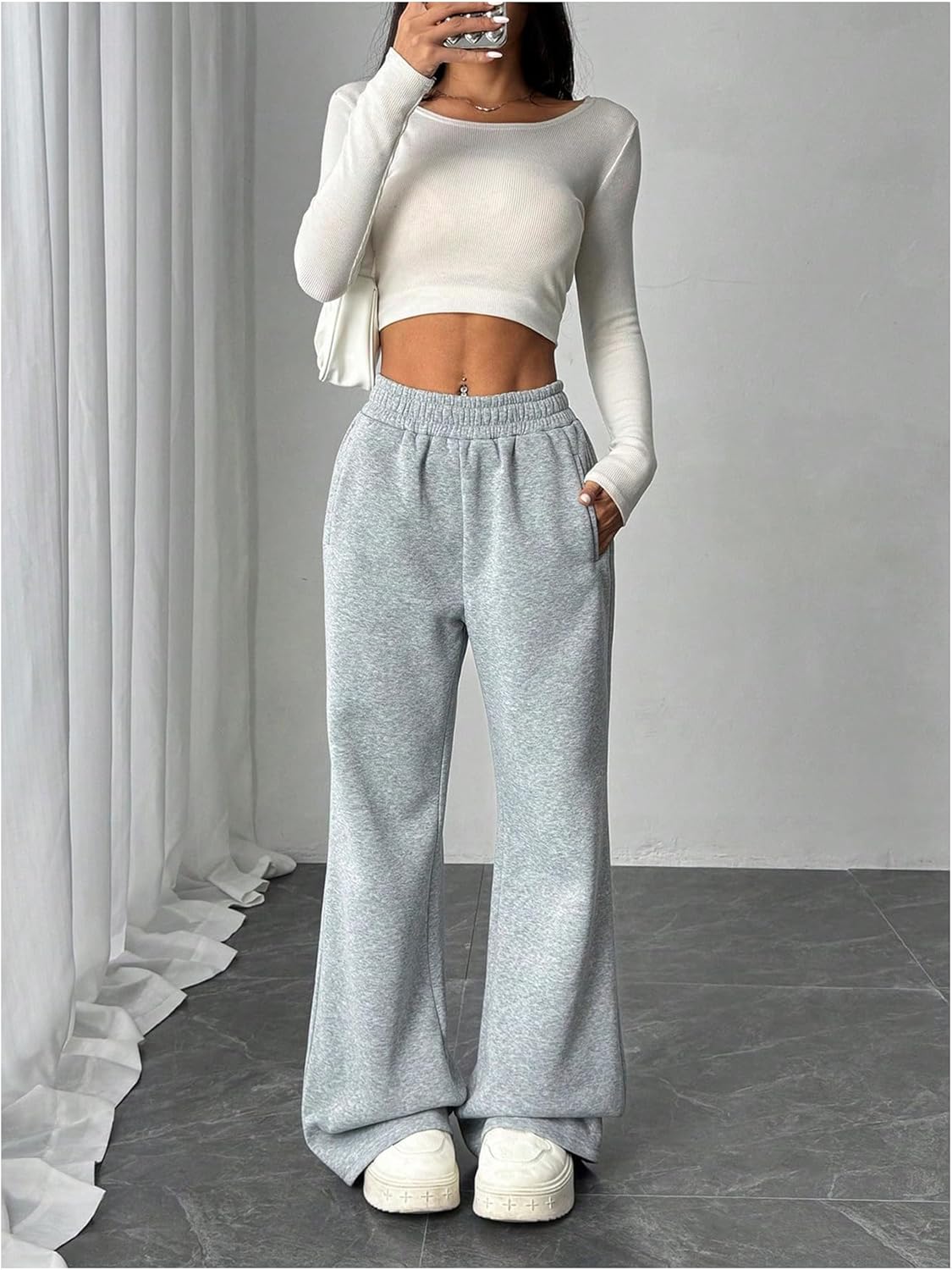 SHENHE Women's Fleece Lined Flare Sweatpants Elastic Waist Loose Athletic Pants Trousers - Image 5