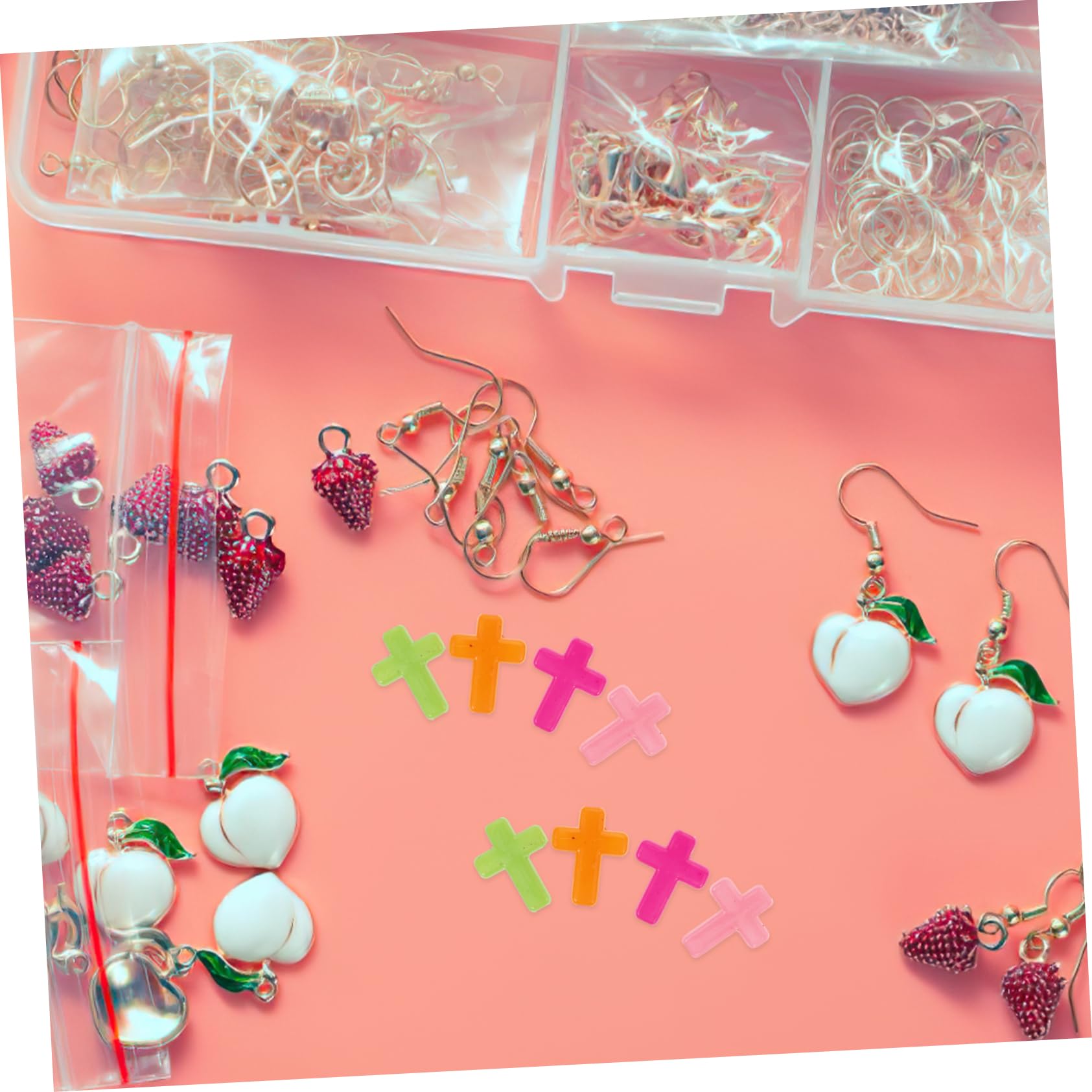 FOMIYES 100Pcs Acrylic Cross Beads for Jewellery Making - Image 2