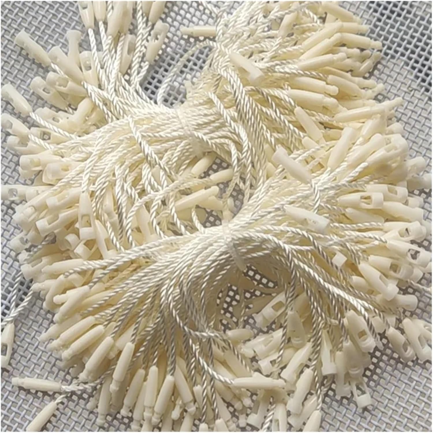 4000pcs Snap Lock Pin Loop Tie Fasteners 10CM Red Polyester Tag Strings Black Cords Cream-White Garment Tags Ropes(Red)