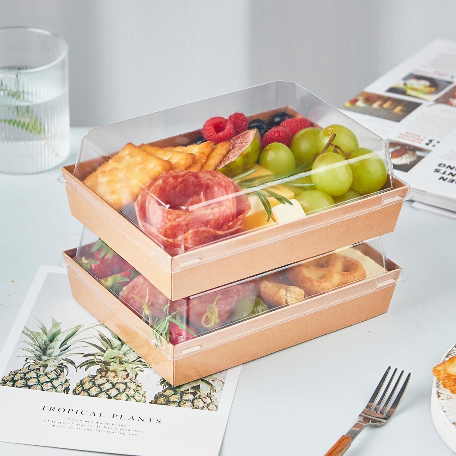 7x5 Inches Charcuterie Boxes with Clear Lids, 50 Pack Paper Bakery Boxes with Window Take Out Containers for Cupcakes, Salads, Strawberries, Cookies and Treats (Brown)