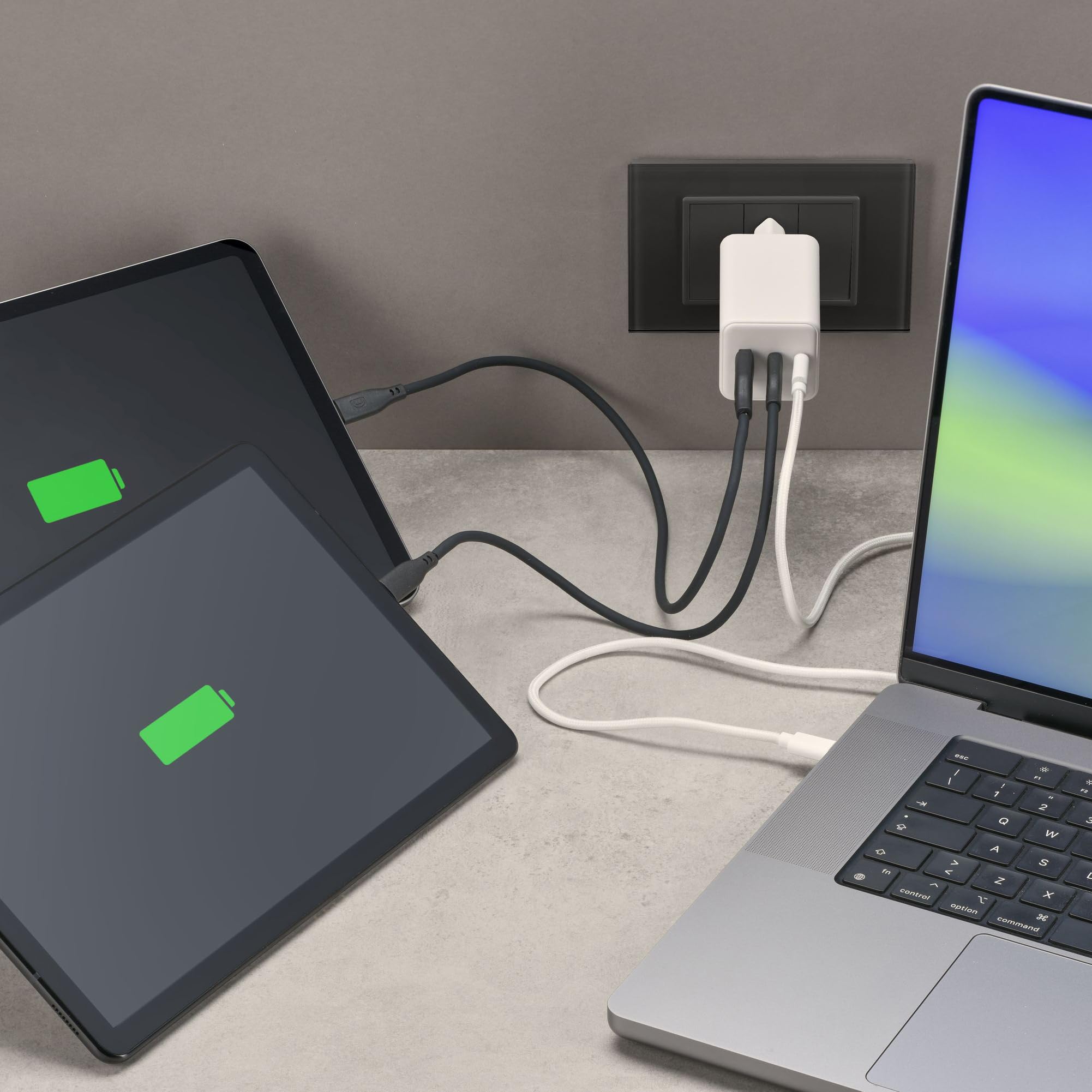 cellularline - Zestaw Multipower 100 W - ładowarka sieciowa 100 W + kabel USB-C do USB-C 5A 100 cm w zestawie - do smartfonów, tabletów i laptopów - biały