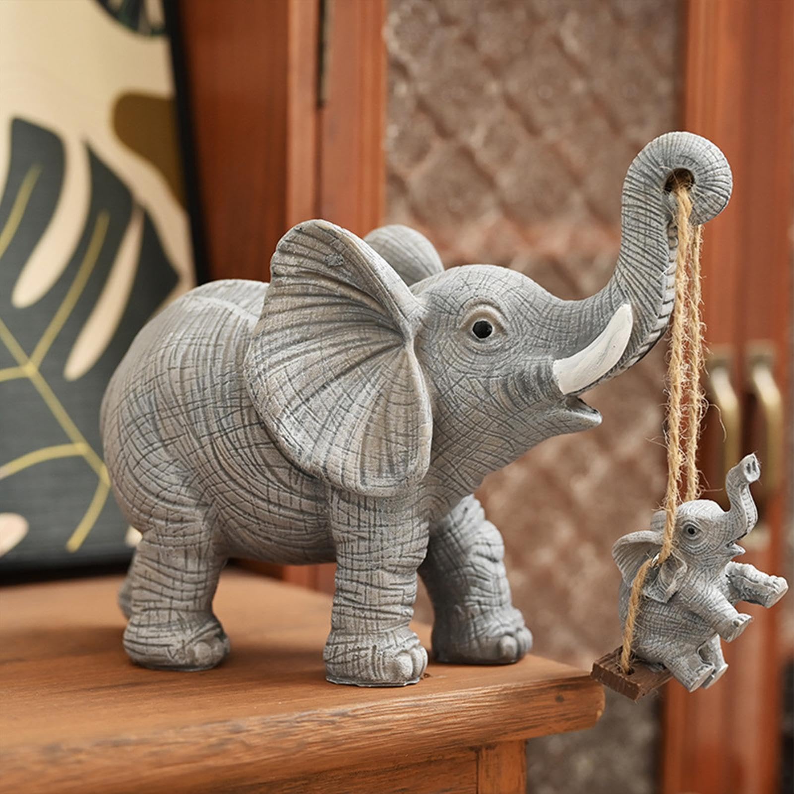 Amazon.co.jp: 母の赤ちゃん象の置物、象のスイング像, スイングママに