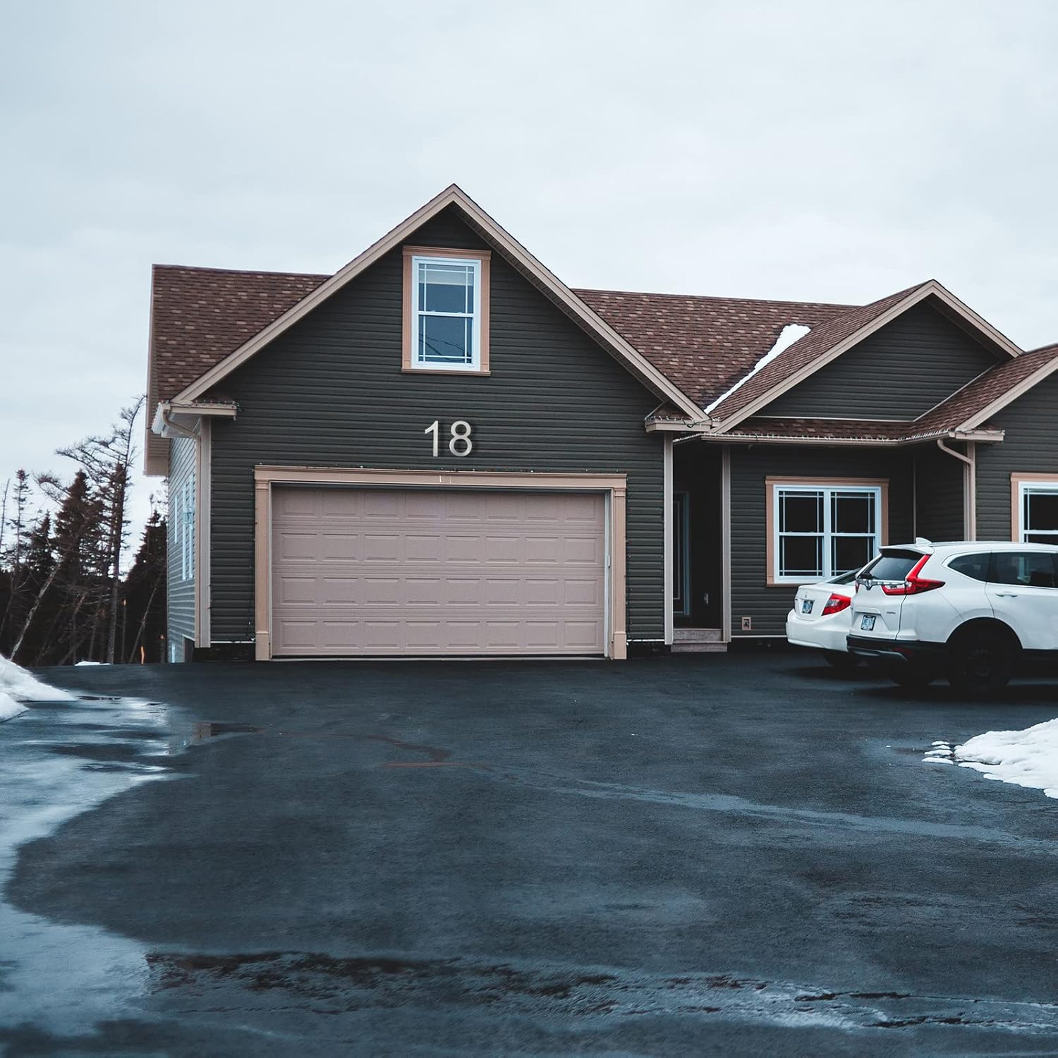 BetLight Modern House Numbers -10 Inch Floating Home Address Number of Outside/Polished Brushed Aluminum Finish/Silver Number 2