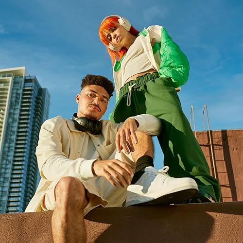 Miniatura 7 de Bose QuietComfort - Auriculares inalámbricos con cancelación de ruido, Bluetooth sobre la oreja con hasta 24 horas de duración de la batería, color