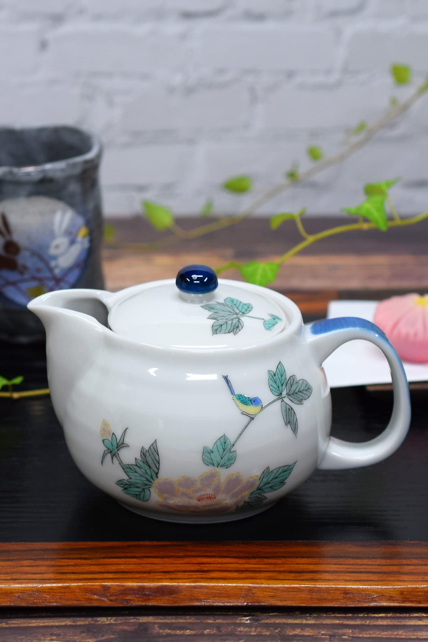 Teapot, Stylish Tableware, Kutani Pot, Small Bird, Ceramic, Branded, Japanese Tableware, Made in Japan, With Tea Strainer Net : Home & Kitchen