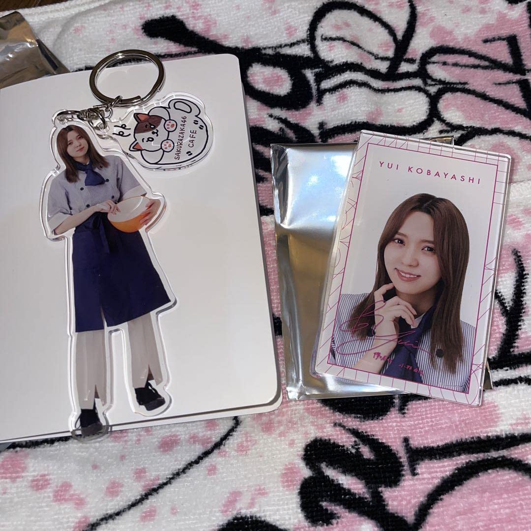 Amazon.co.jp: 櫻坂カフェ 小林由依 アクリルキーホルダー、アクリル