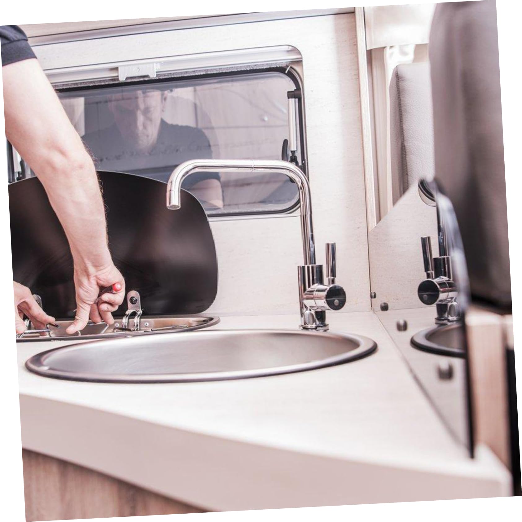 Hemobllo Portello per Cavi di Alimentazione per Camper in ABS Bianco Copertura Ribaltabile per Passaggio Cavi Accessorio Esterno in Veicoli Ricreazionali e Yacht