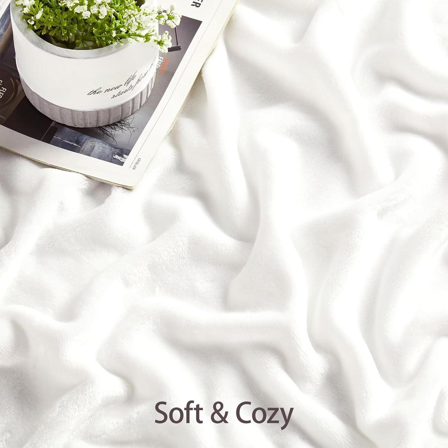 Celestial Moth Blanket Gifts for Women Adults, Soft Warm Lightweight Flannel Throw Blankets for Camping Bedroom Living Room Home Sofa Travel Decor 50" x 60" - Image 5