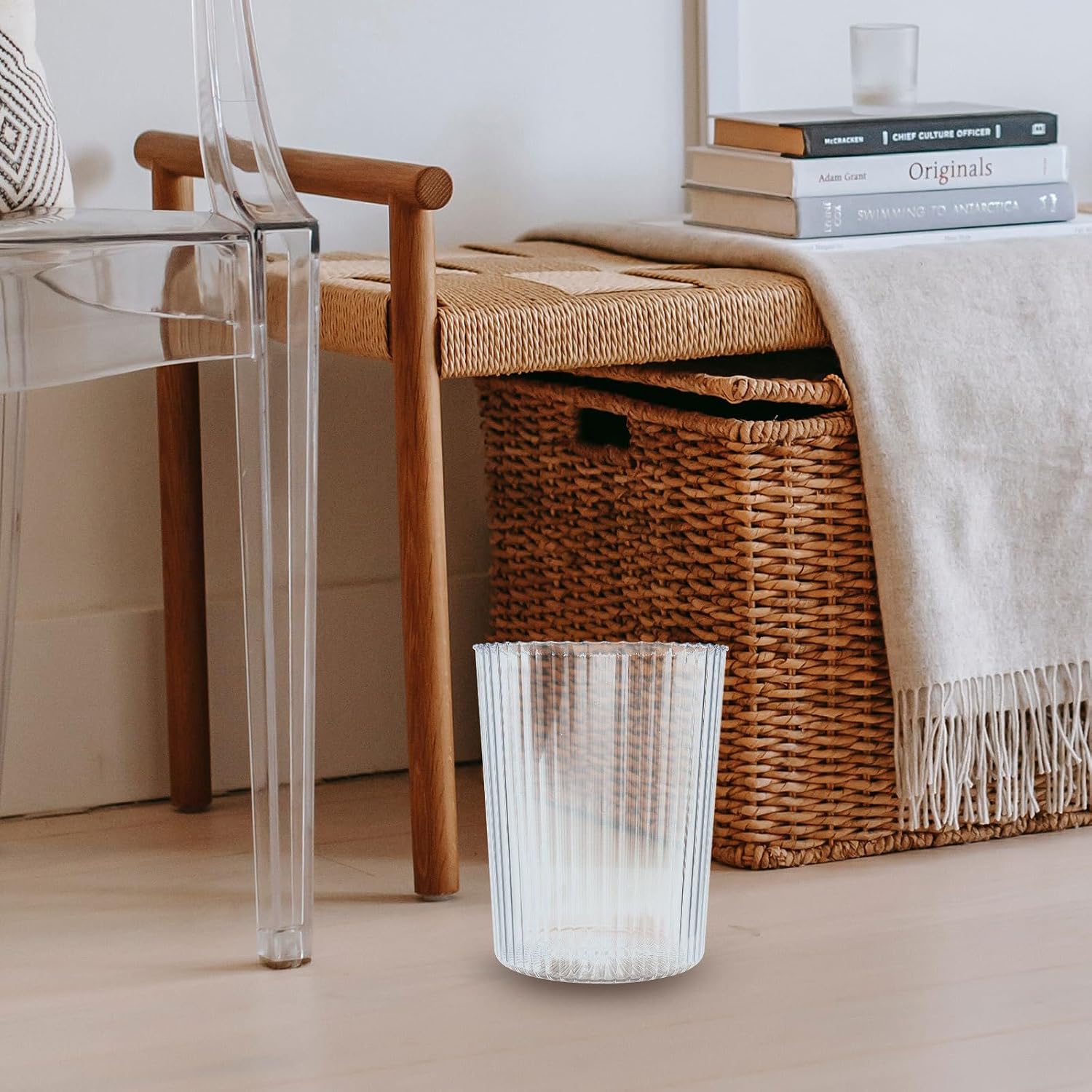 Trash Can Made of Sturdy Pet Material Practical Garbage Container Multi-Function for Home and Bedroom Use