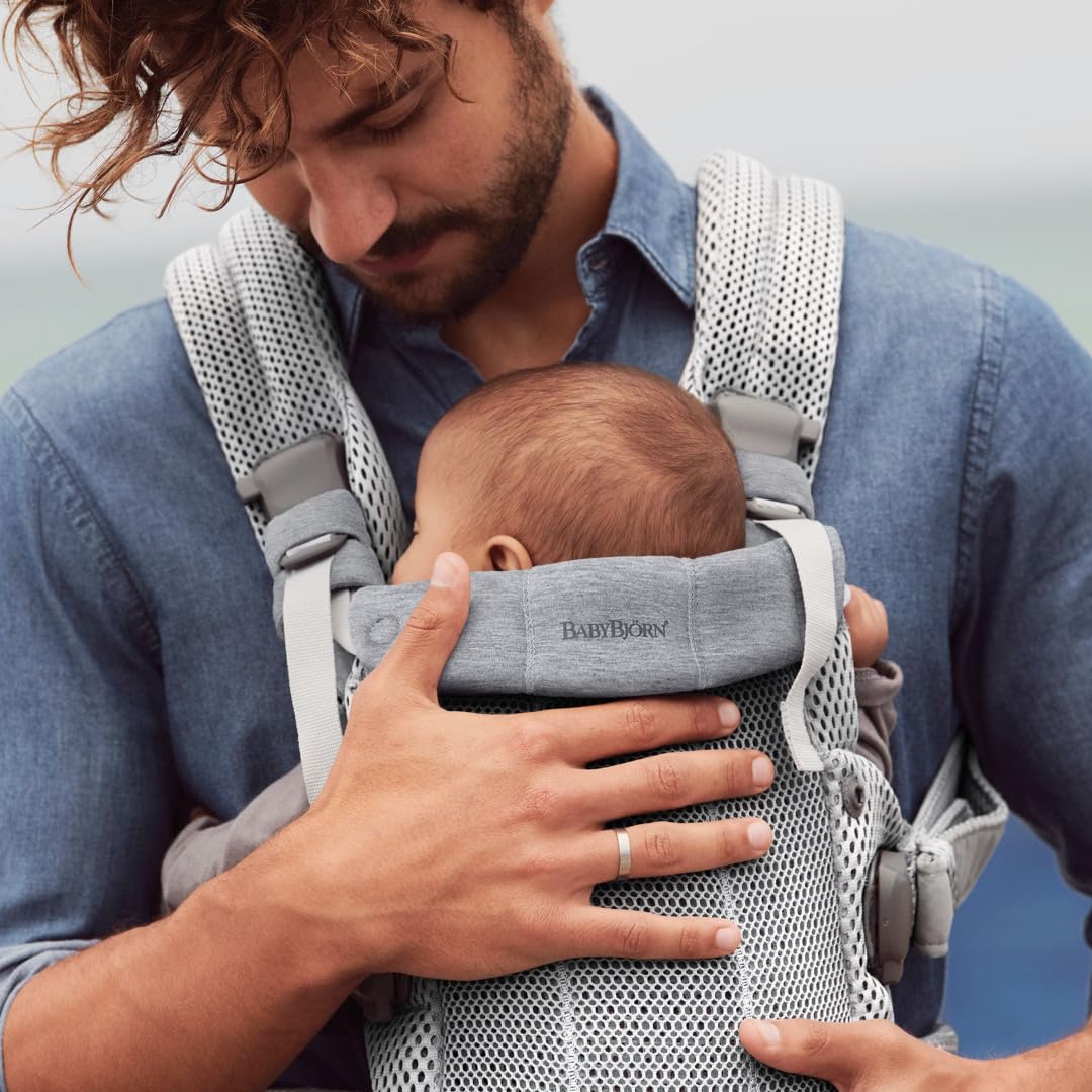 Bundle of BabyBjörn Porte-bébé Harmony, Mesh 3D, Argent + Cape pour Porte-bébé, Noir