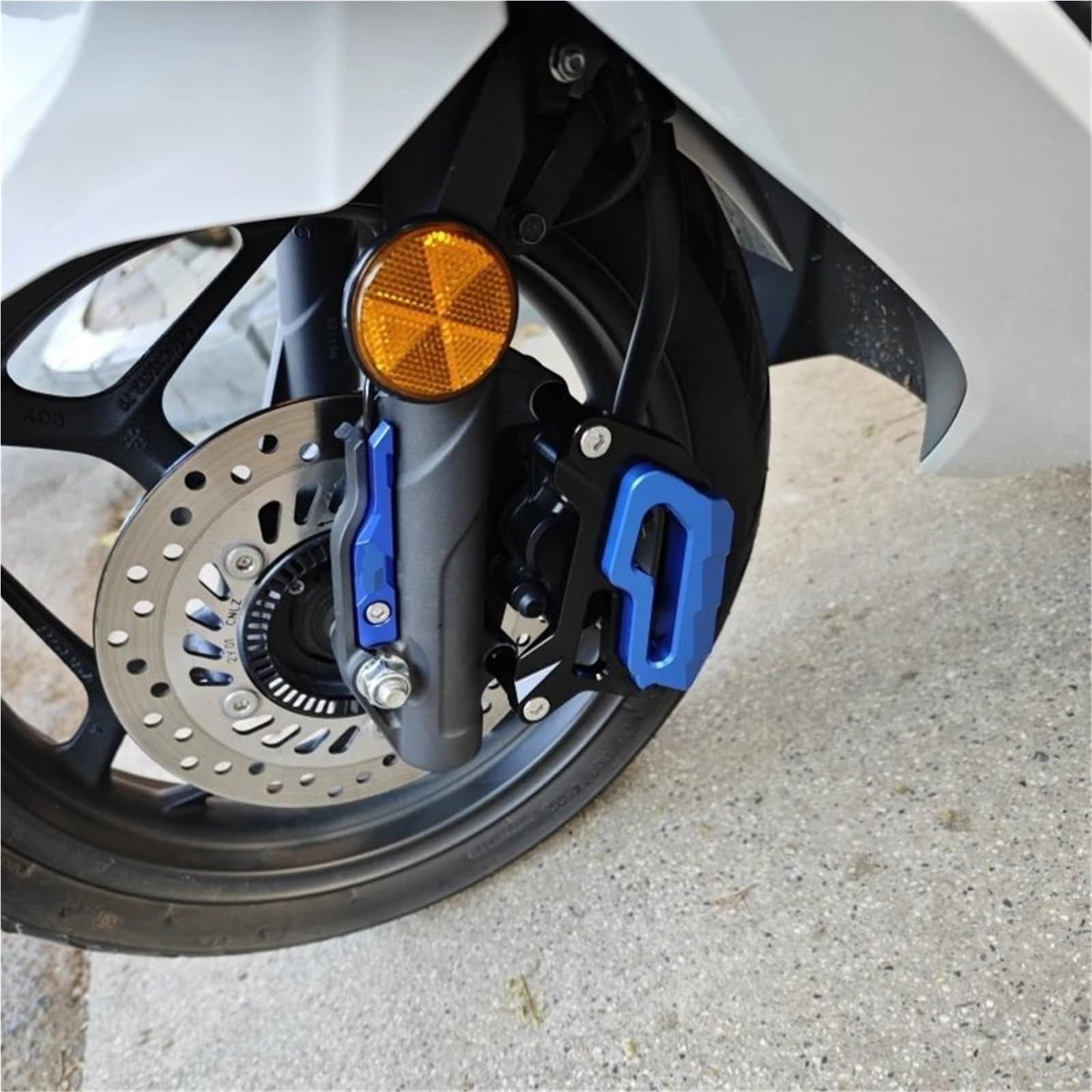 Osłona ochronna hamulca tarczowego Pasuje do Pcx125 Pcx160 Osłona ochronna pompy hamulcowej zacisku hamulcowego Ochronny zacisk hamulcowy Antykolizyjny(Gold-rear Wheel)