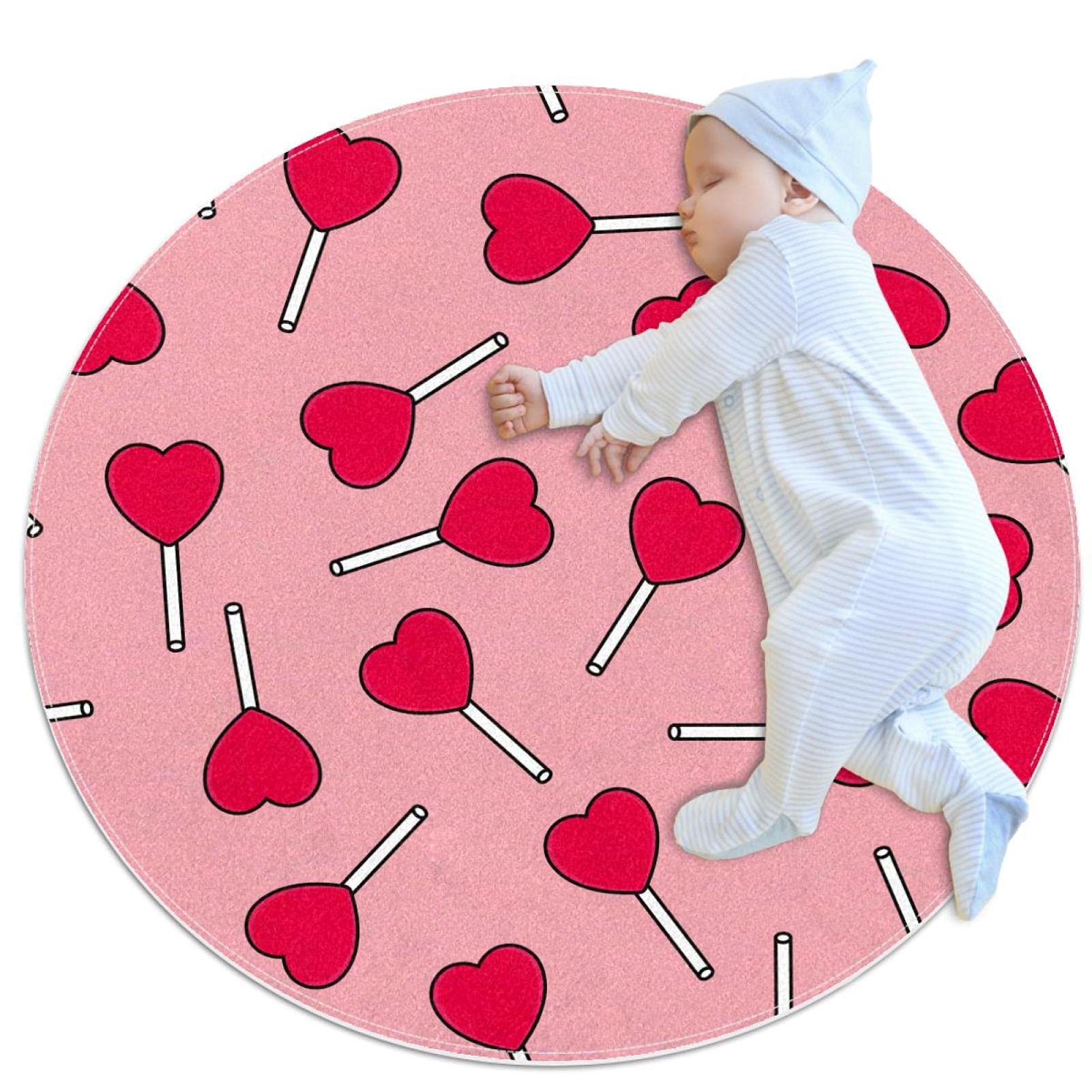 Tapis rond coeurs rouges pour creer un coin de jeu ludique ou habiller le sol du salon
