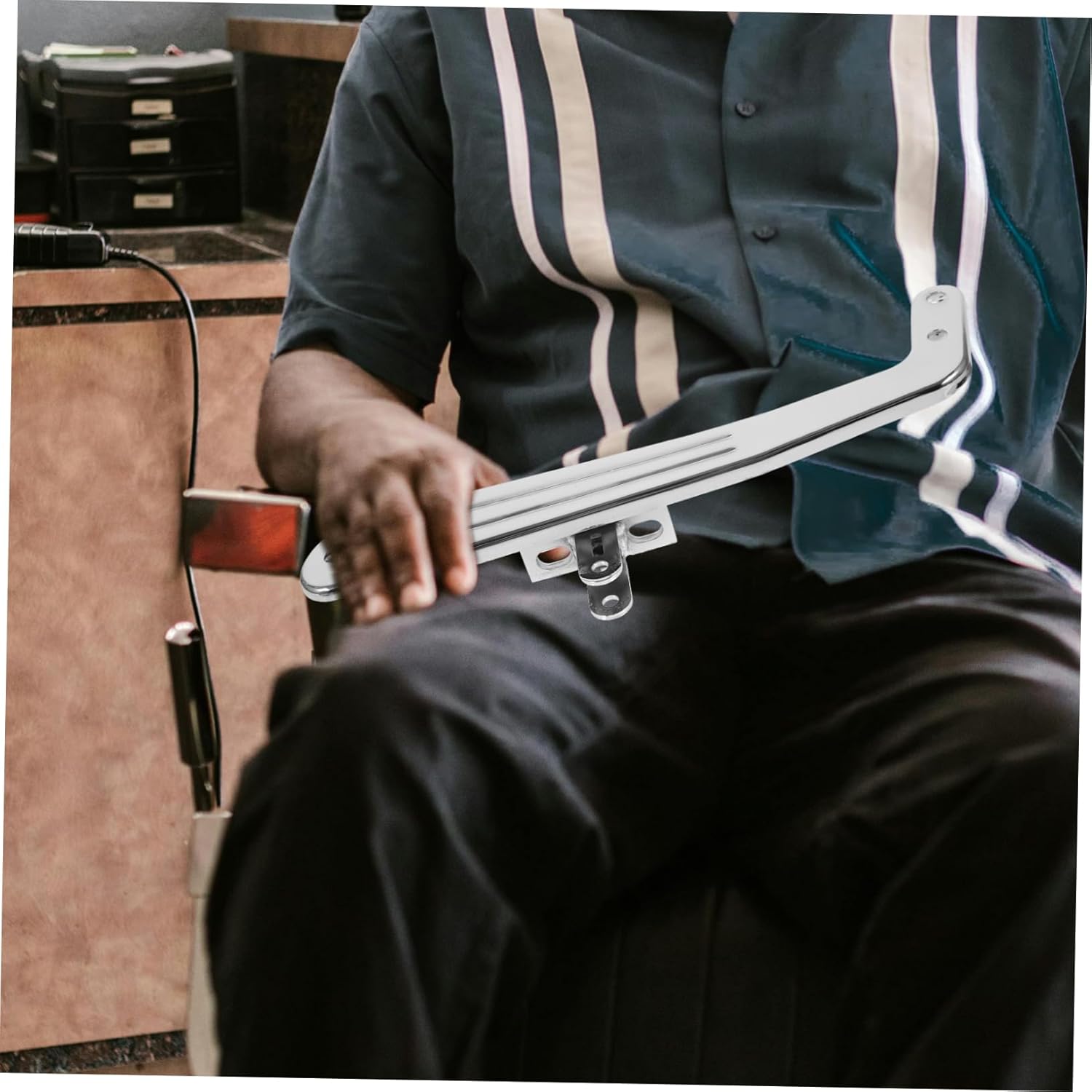 SAFIGLE 2pcs Ergonomic Hairdressing Chair Armrests Sturdy Replacement Armrests for Salon Chairs Electroplated Finish for Style Stability for Daily Use Barber Shops