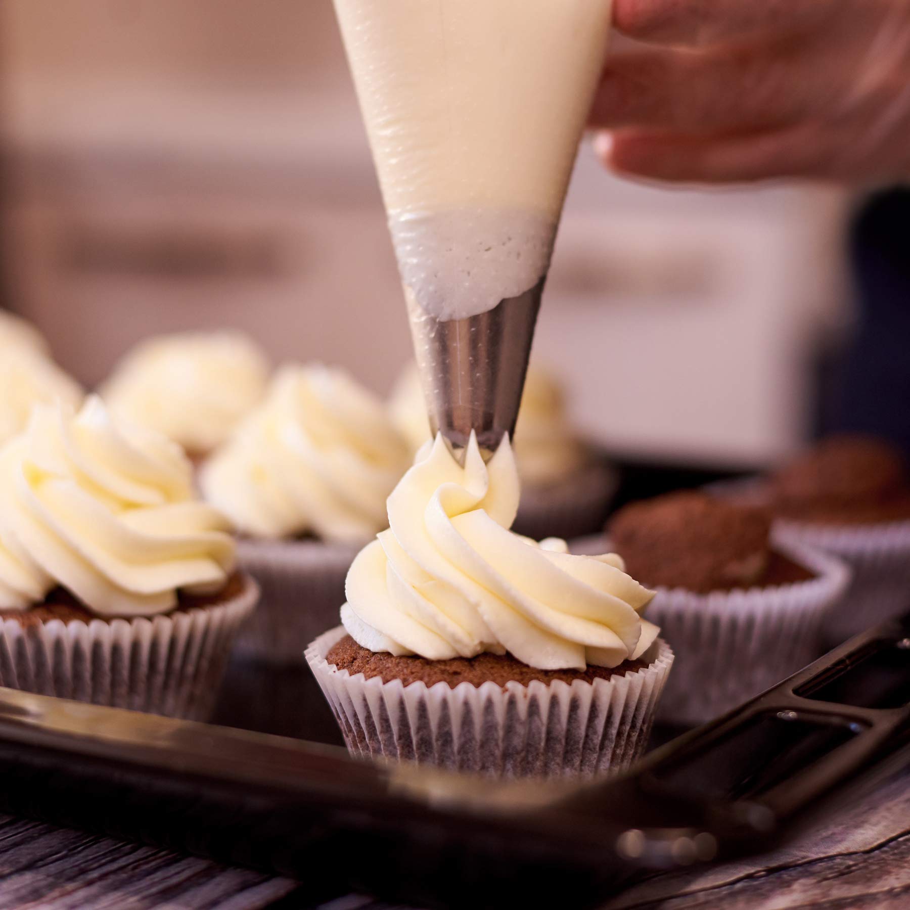 tamaño estándar para cupcakes 200 pcs, blanco