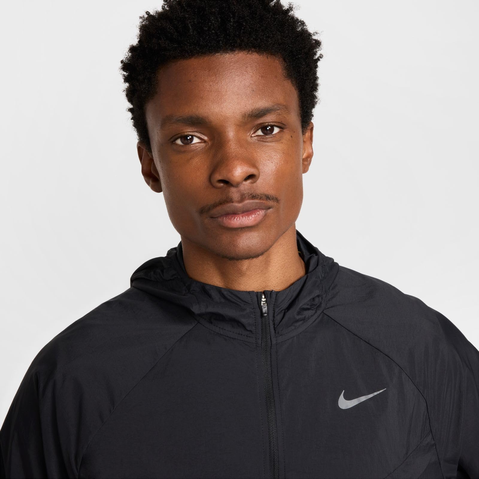 NIKE Stride Chaqueta de Running Repel Uv Hombre